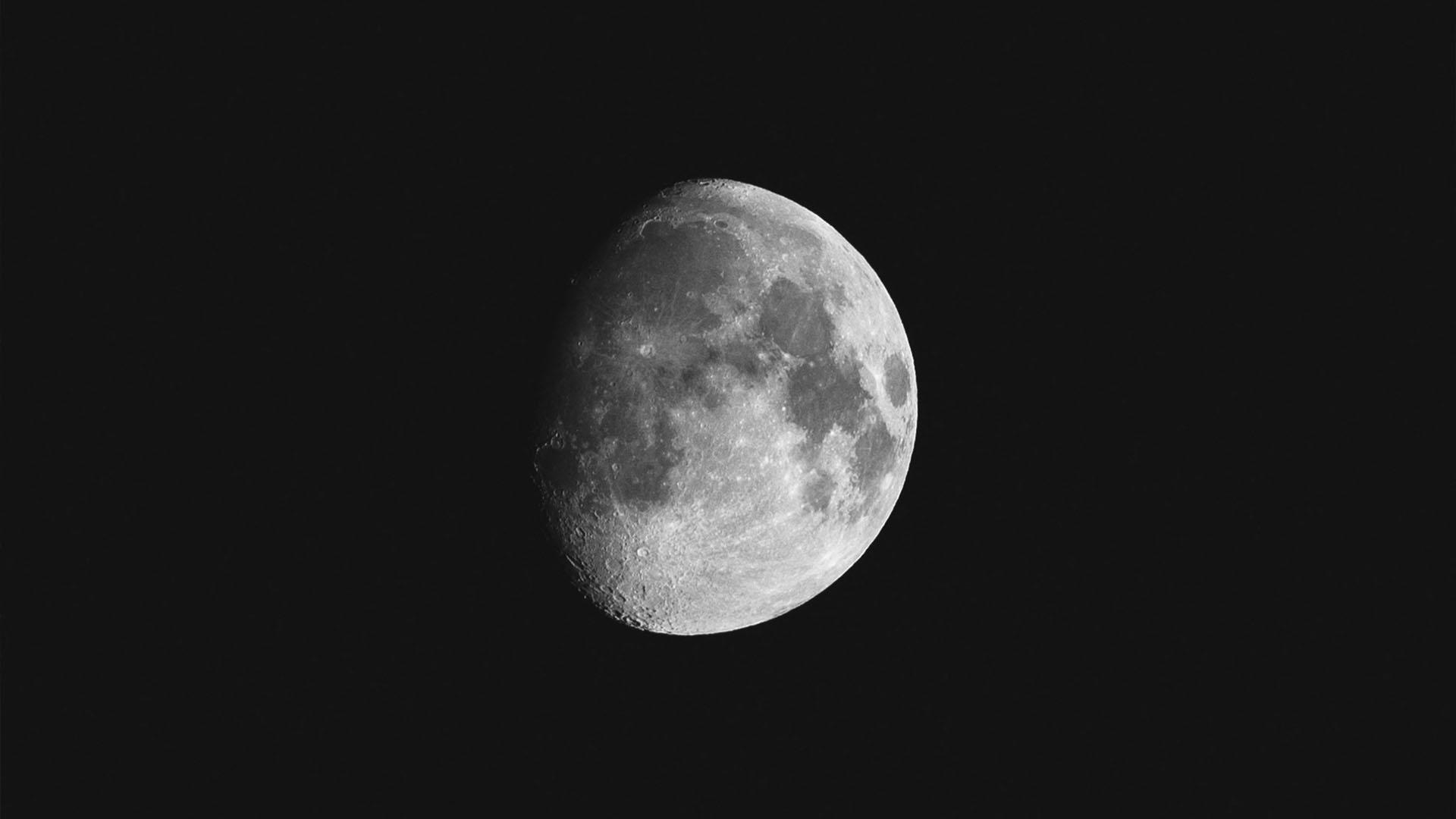 Aya White | To the Moon and Back