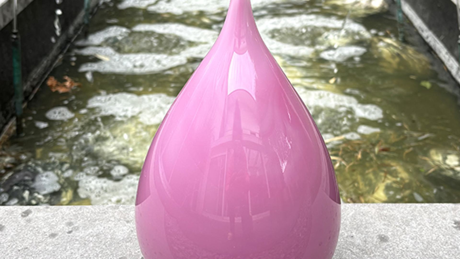 glassblowing teardrop of joy ineke otte