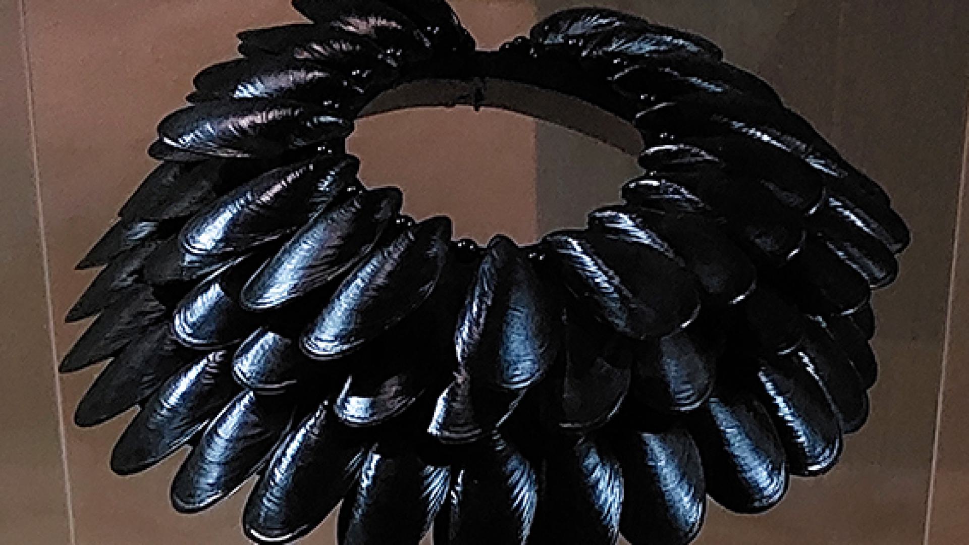 necklace mussel catwalk piece ineke otte