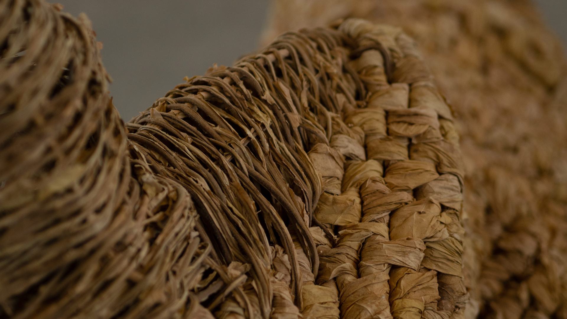Hand-knitted tobacco leaves