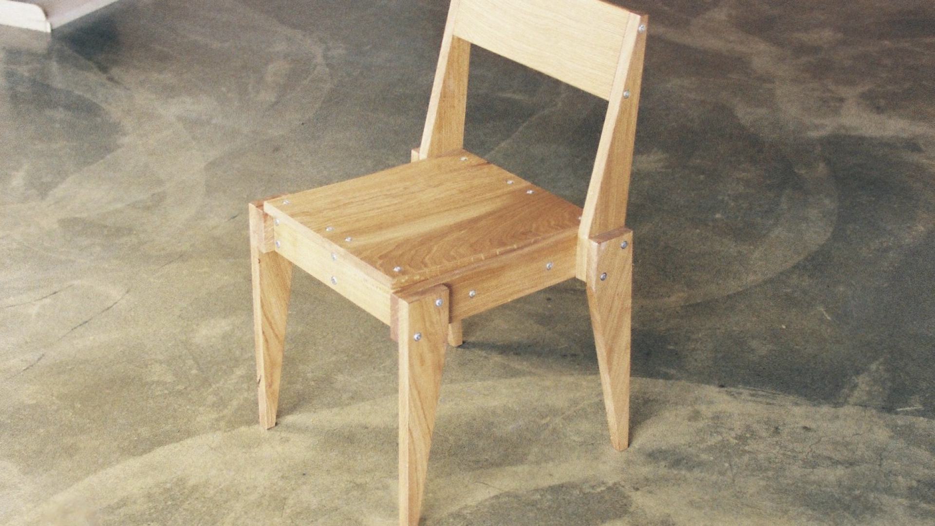Maurice la chaise