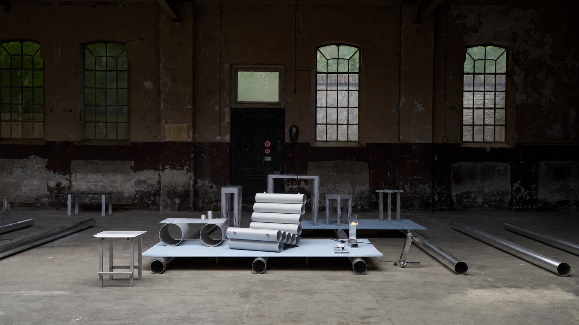 CONDUIT CHAIR