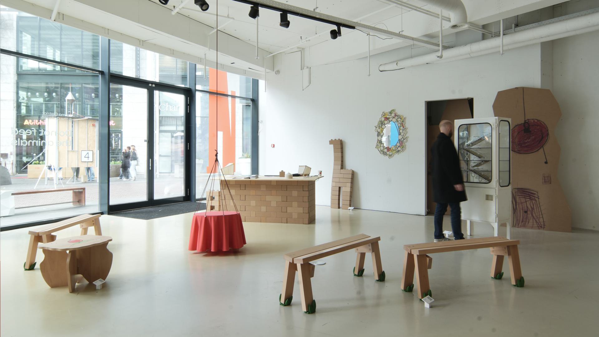DO NOT FEED THE ANIMALS at Emma District, DDW 2025
