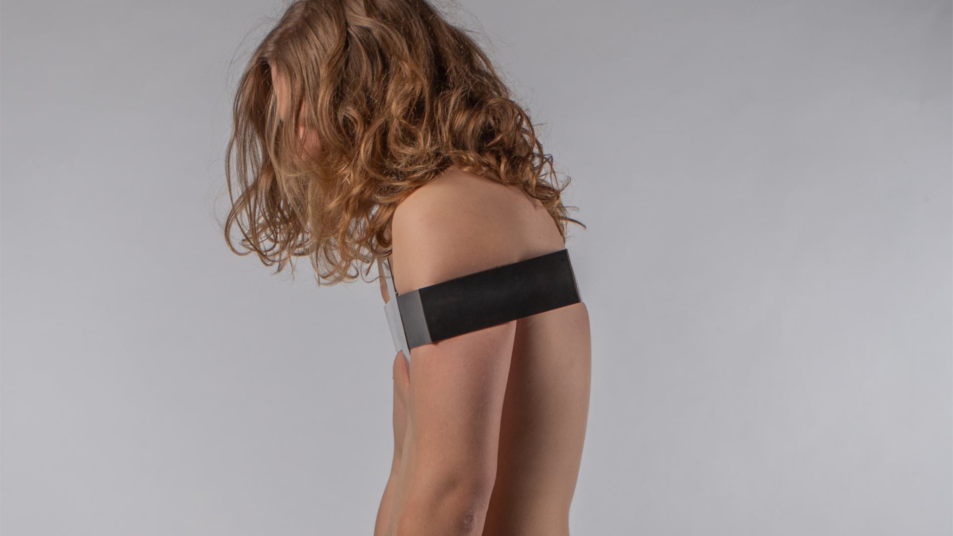 Side view wearing the object