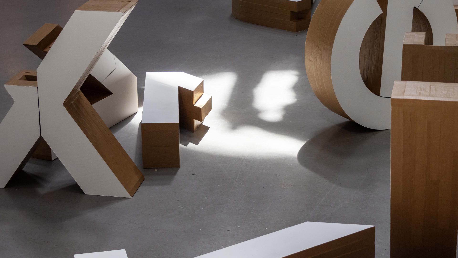 Installation Deconstruction of Type