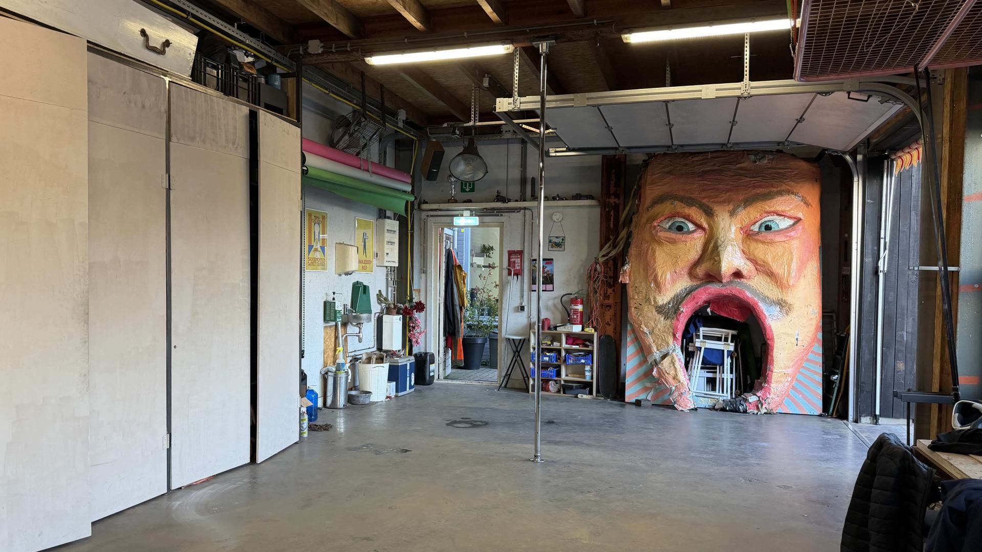 Studio YL27 and the metal shop