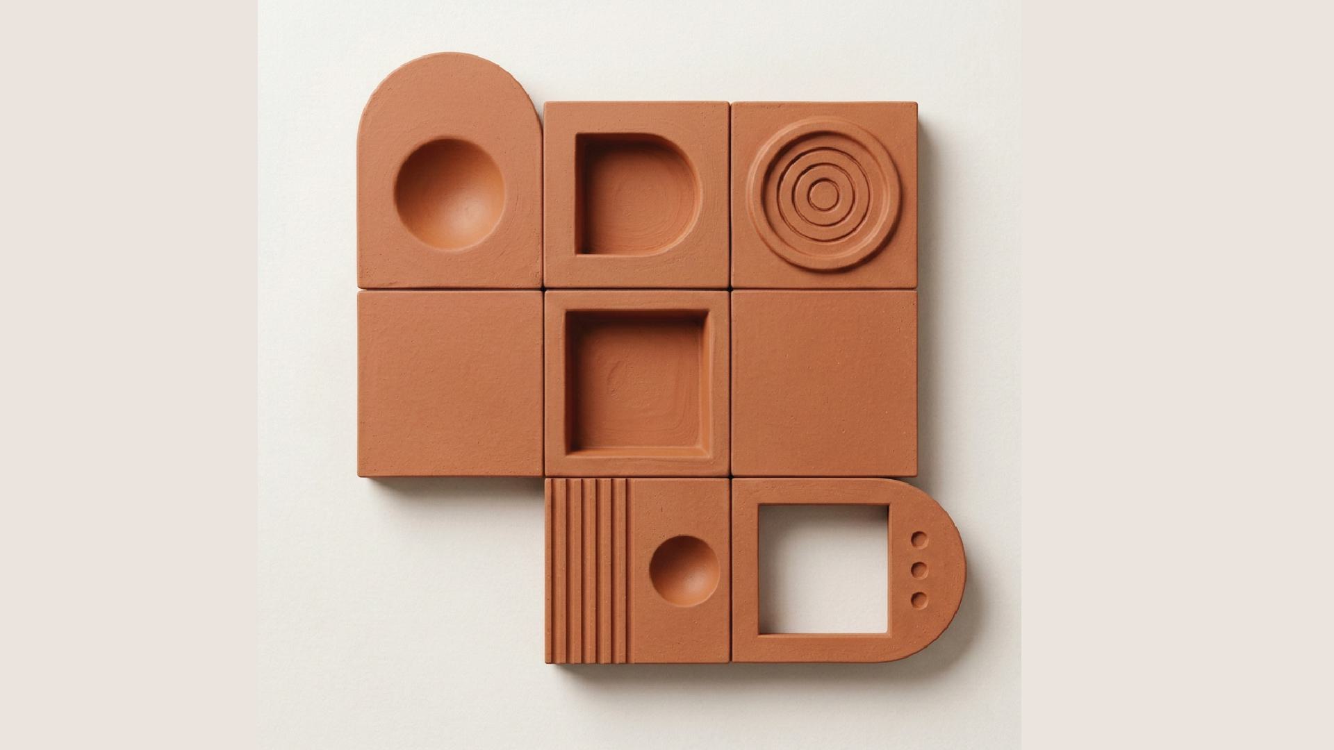 A modular set of picture frames