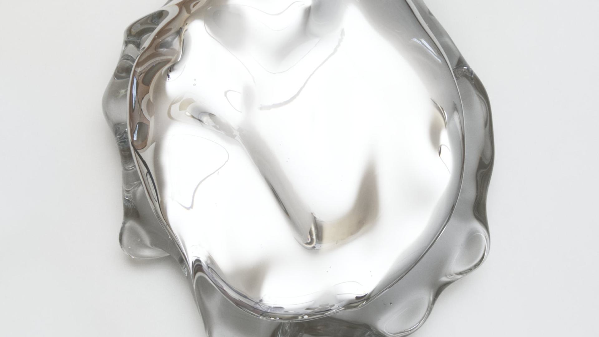 Hand-blown glass mirror object - Persona series