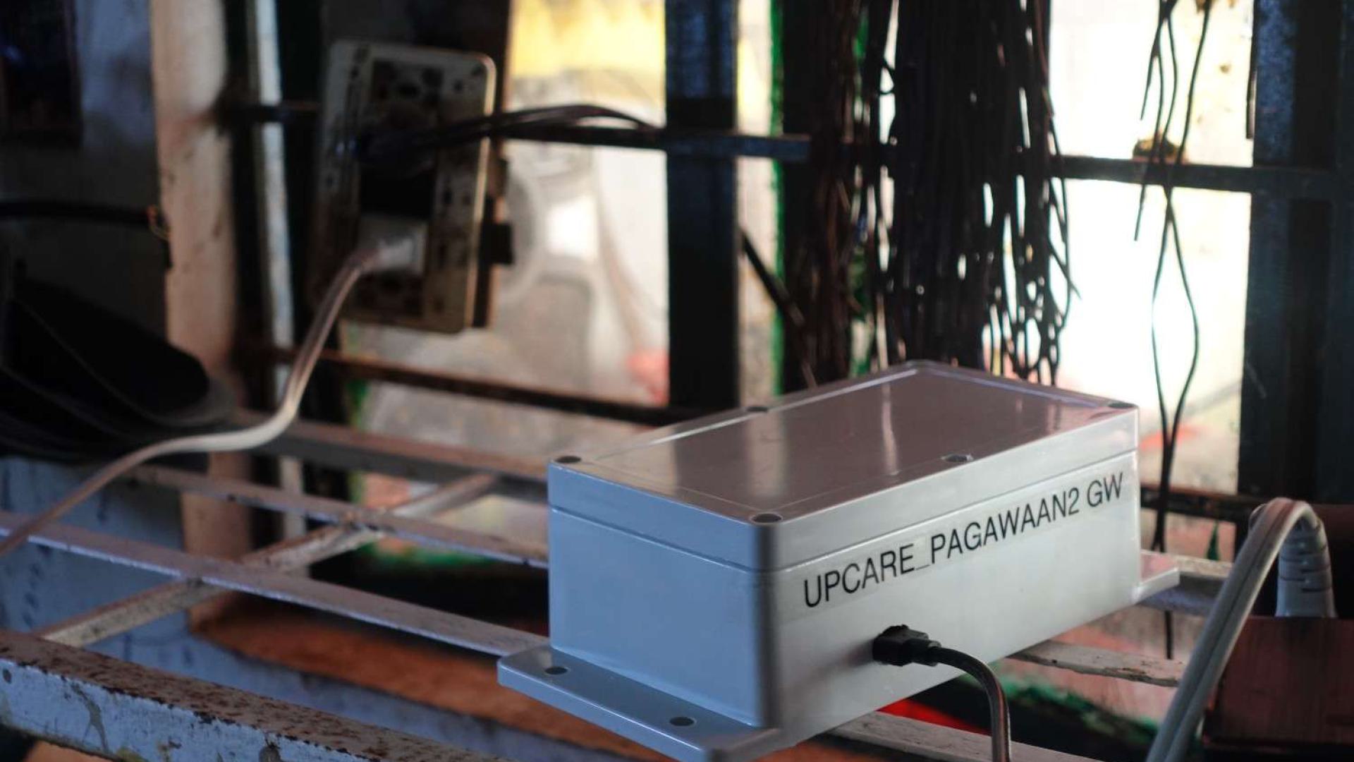 An air quality monitoring sensor in the workshop