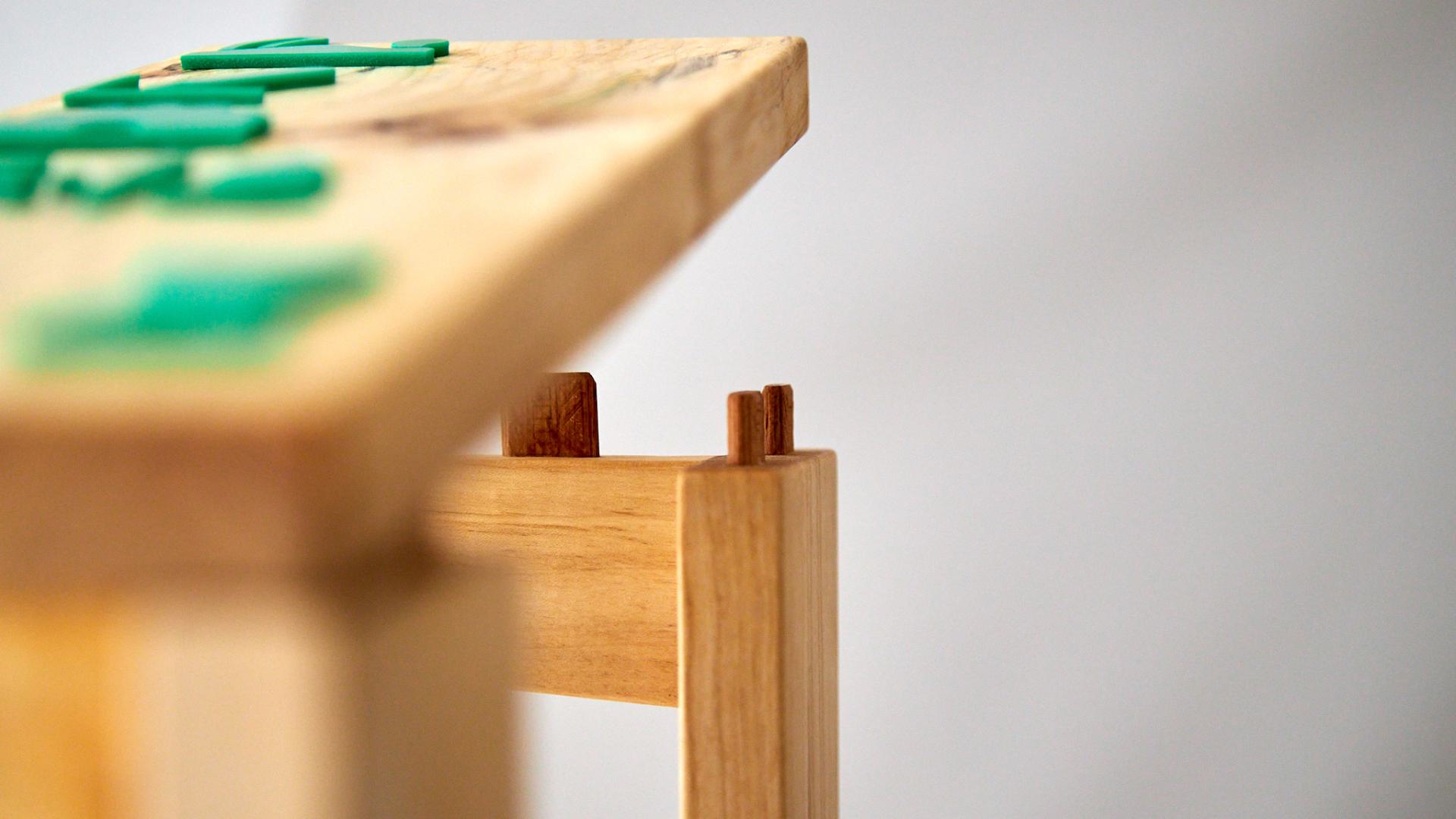 The Honest Stool, making the invisible visible