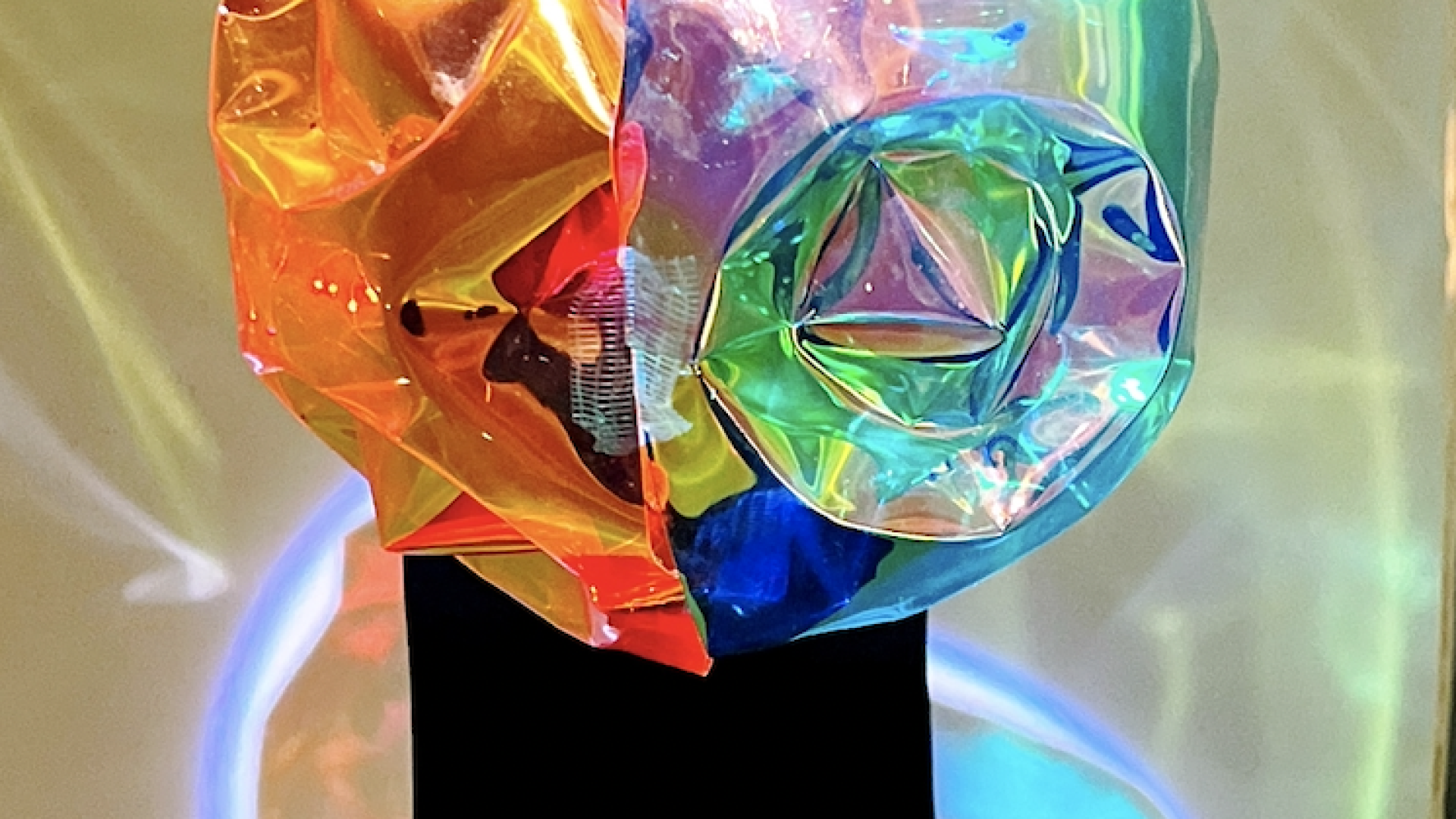 Lumika dichroic sculpture