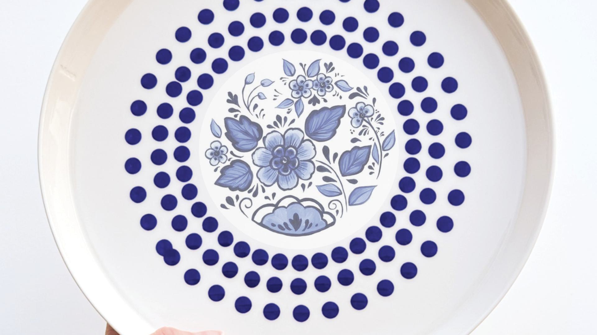 Contemporary Delft Blue plate