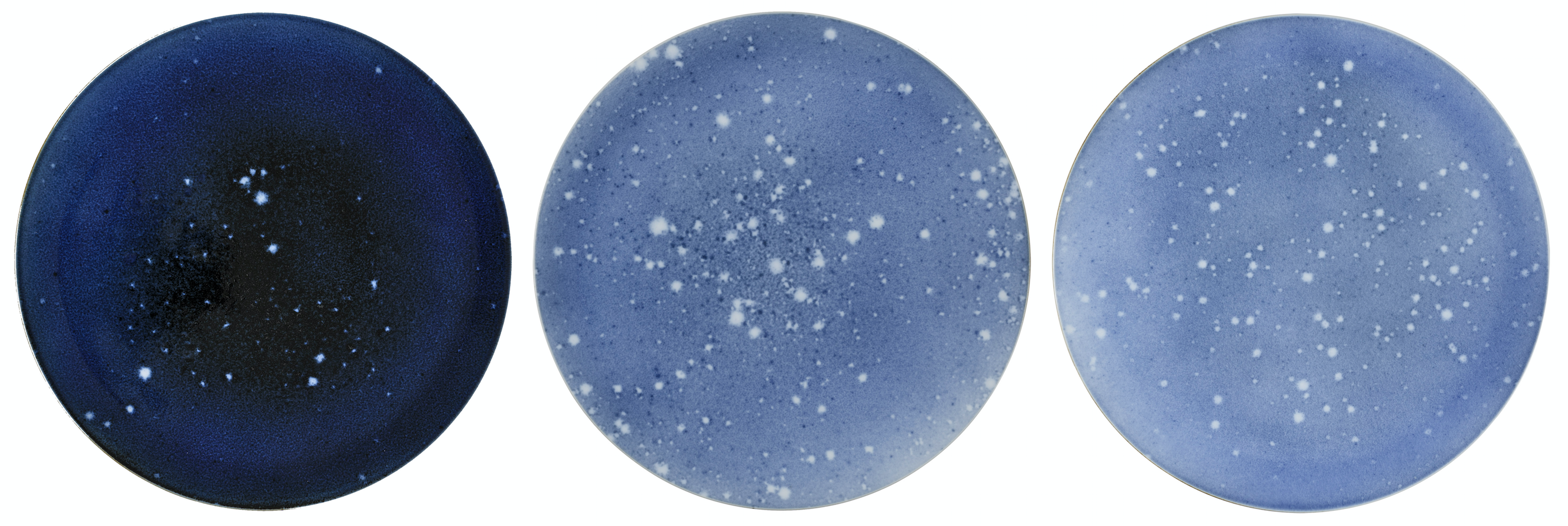 Aliki and Fukusen are experimenting and trying to capture the rain on plates
