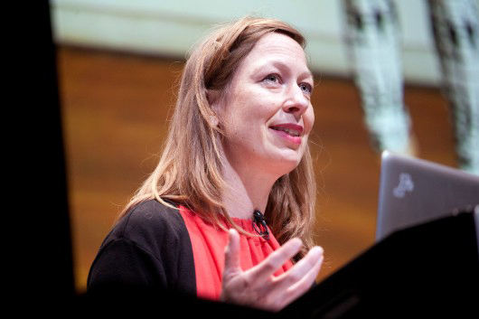Luna Maurer (Studio Moniker)