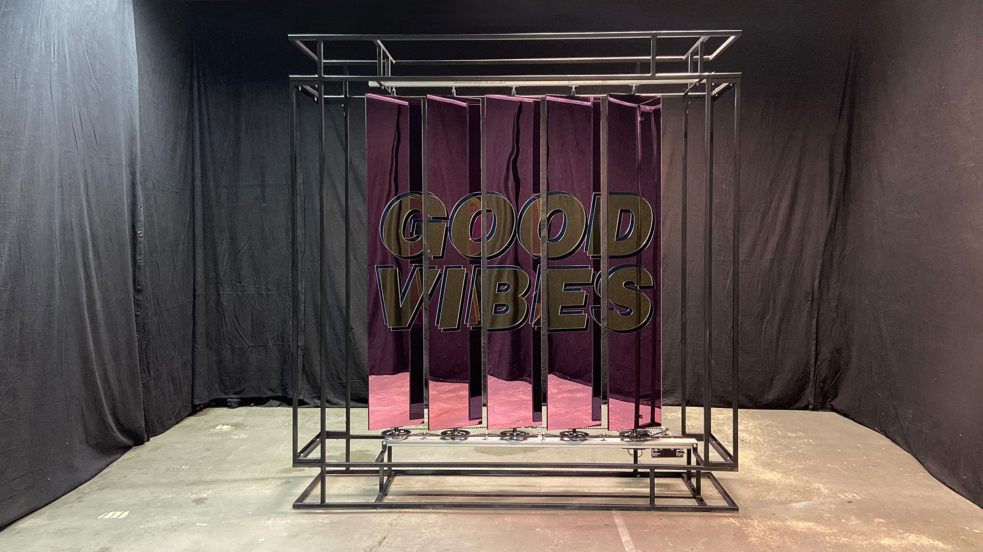 'Come Closer' installation
