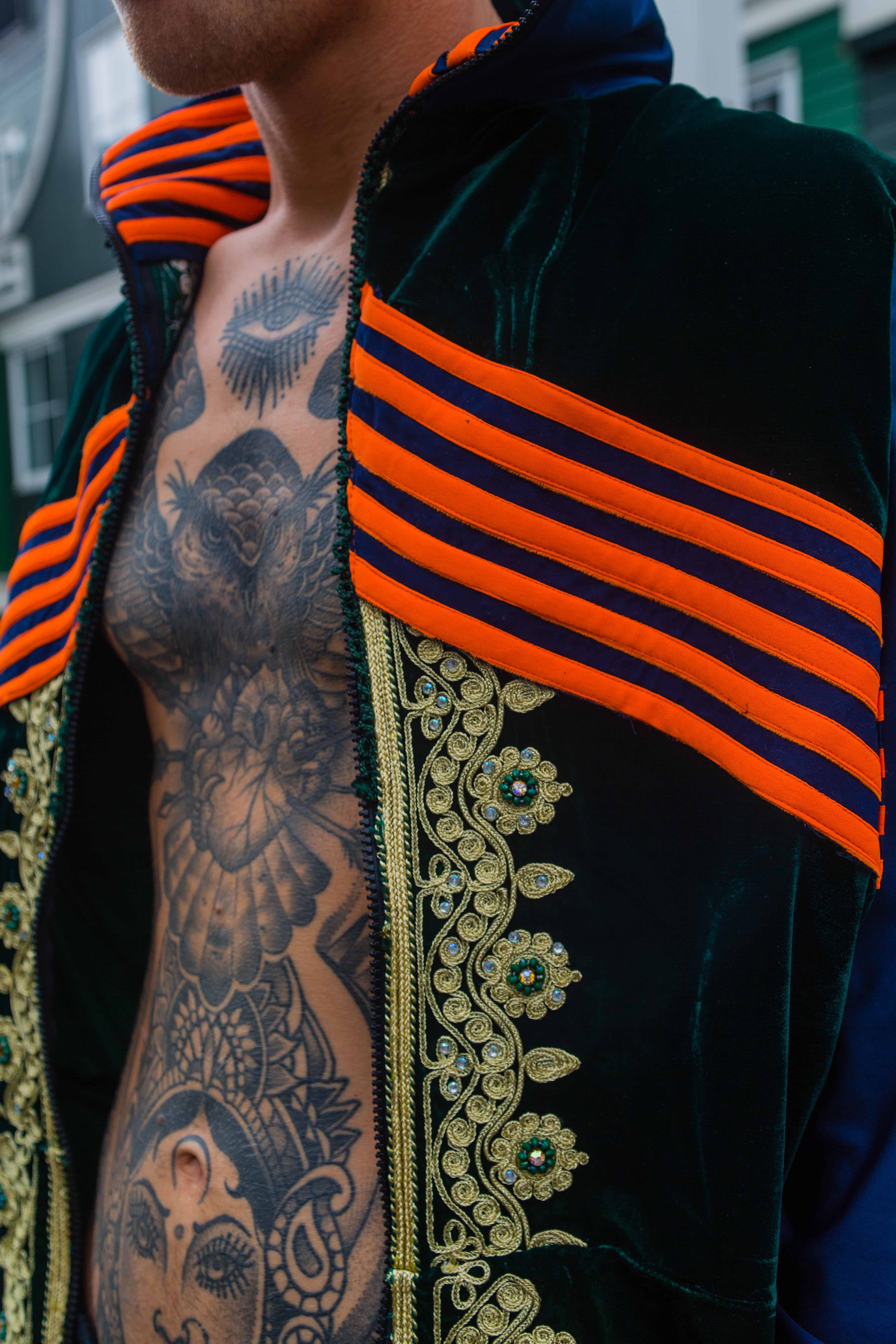 Hennsuit