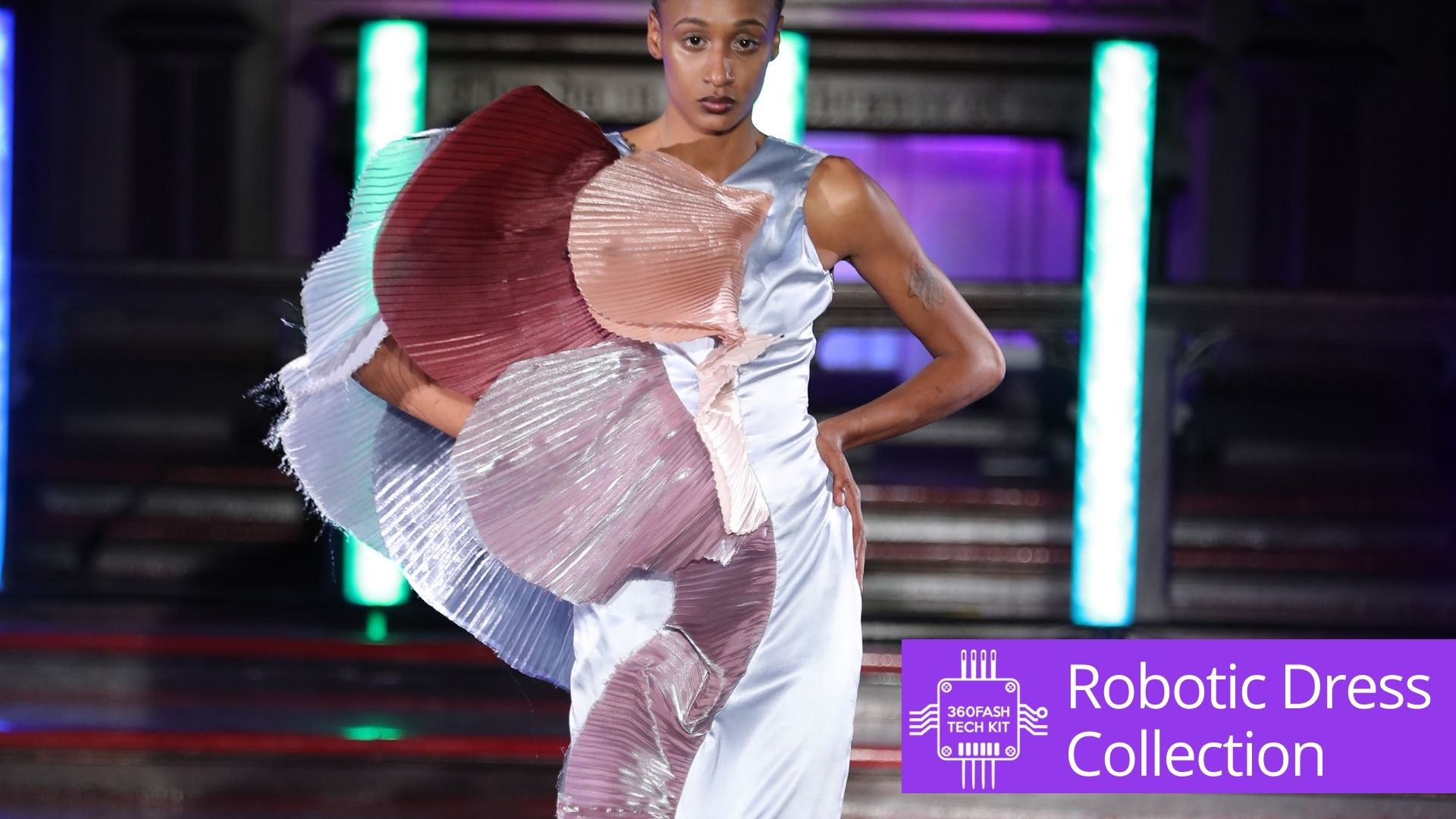 360Fashion Robotic Dress Fashion Show