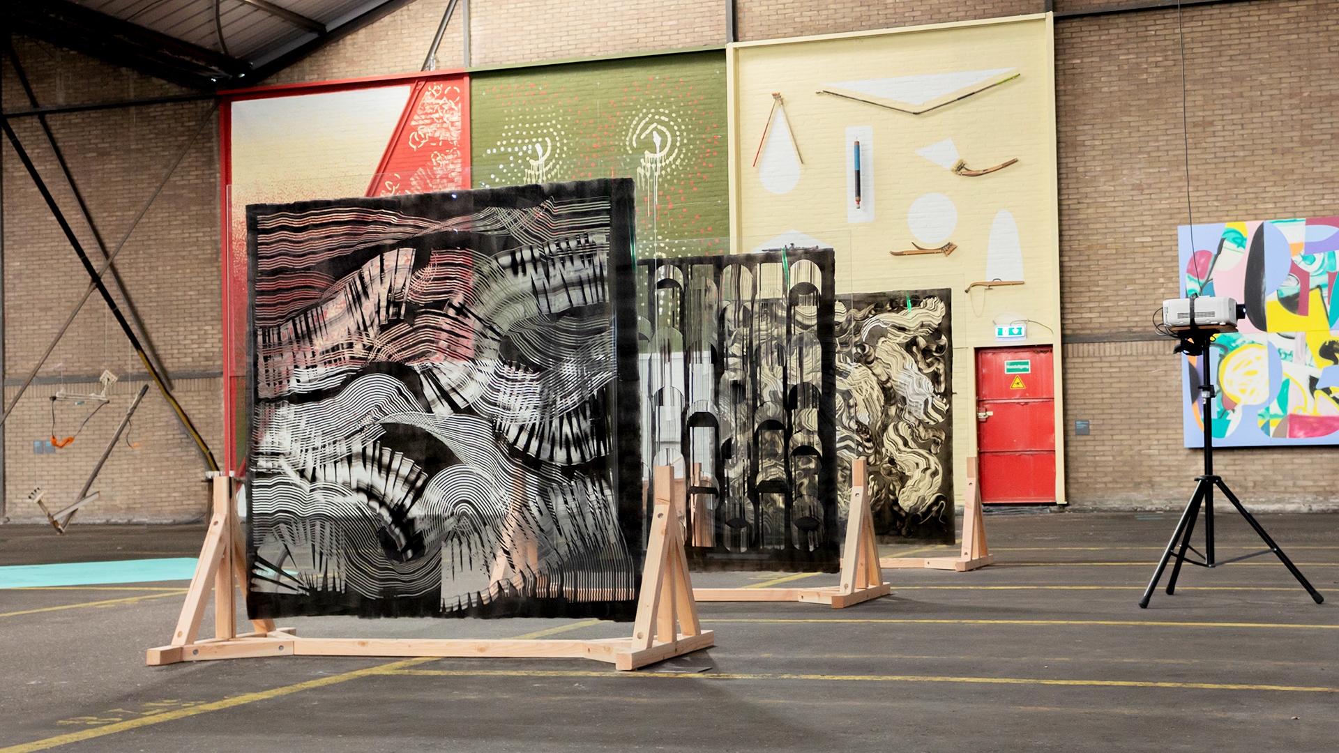 Mono Sessions, Acrylic on glass, 200x200cm, 2021