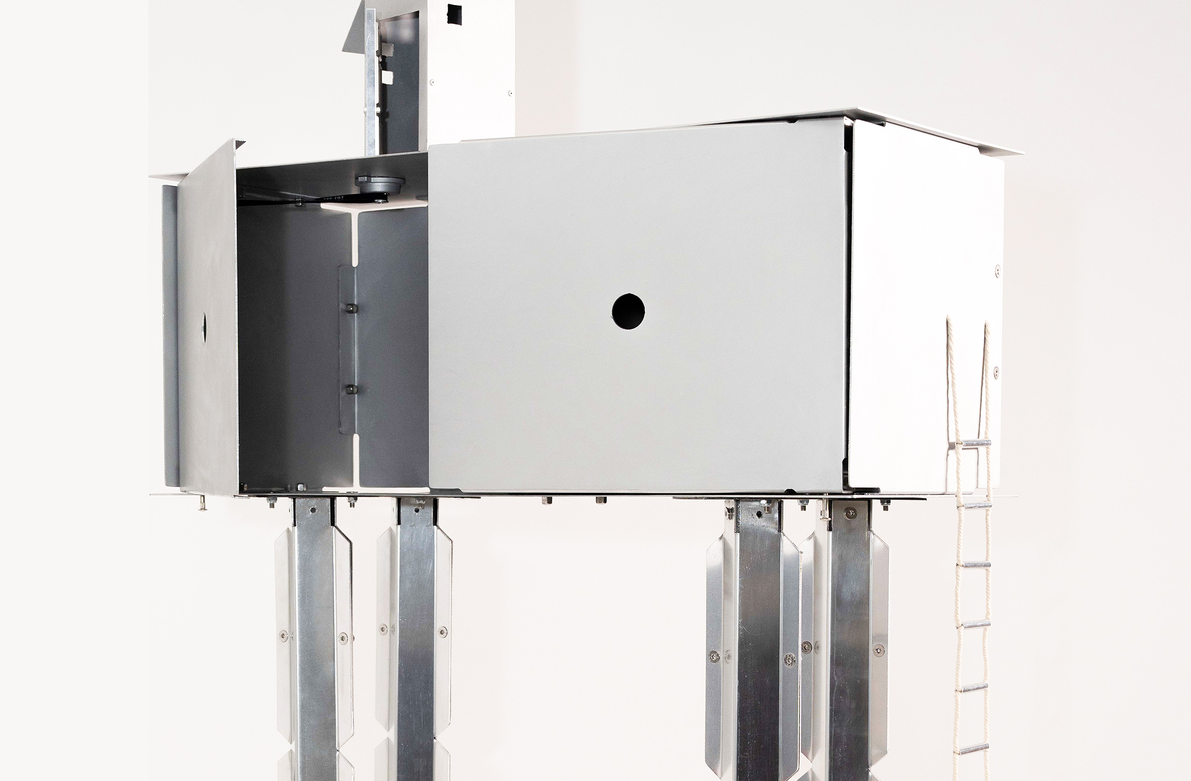 Aluminium Interactive Cabinet