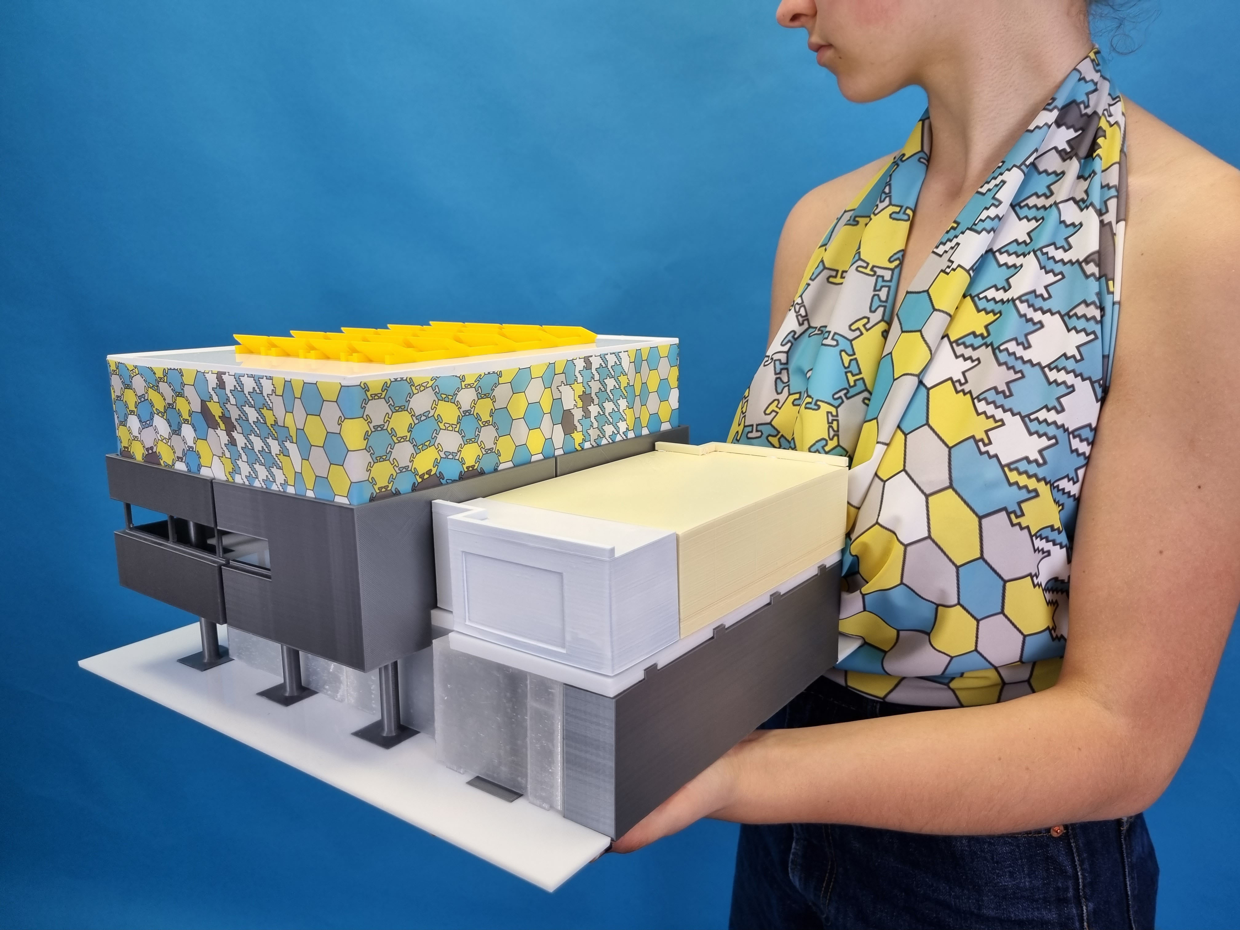 Maquette and xxperimental tessellated dress
