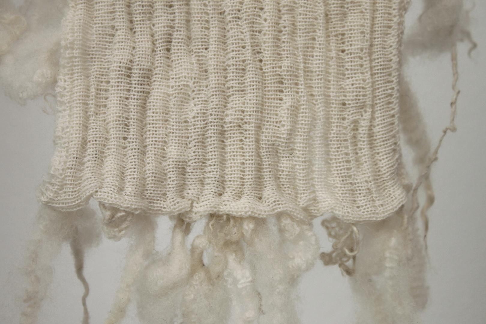 sample handspun yarn x knitting machine