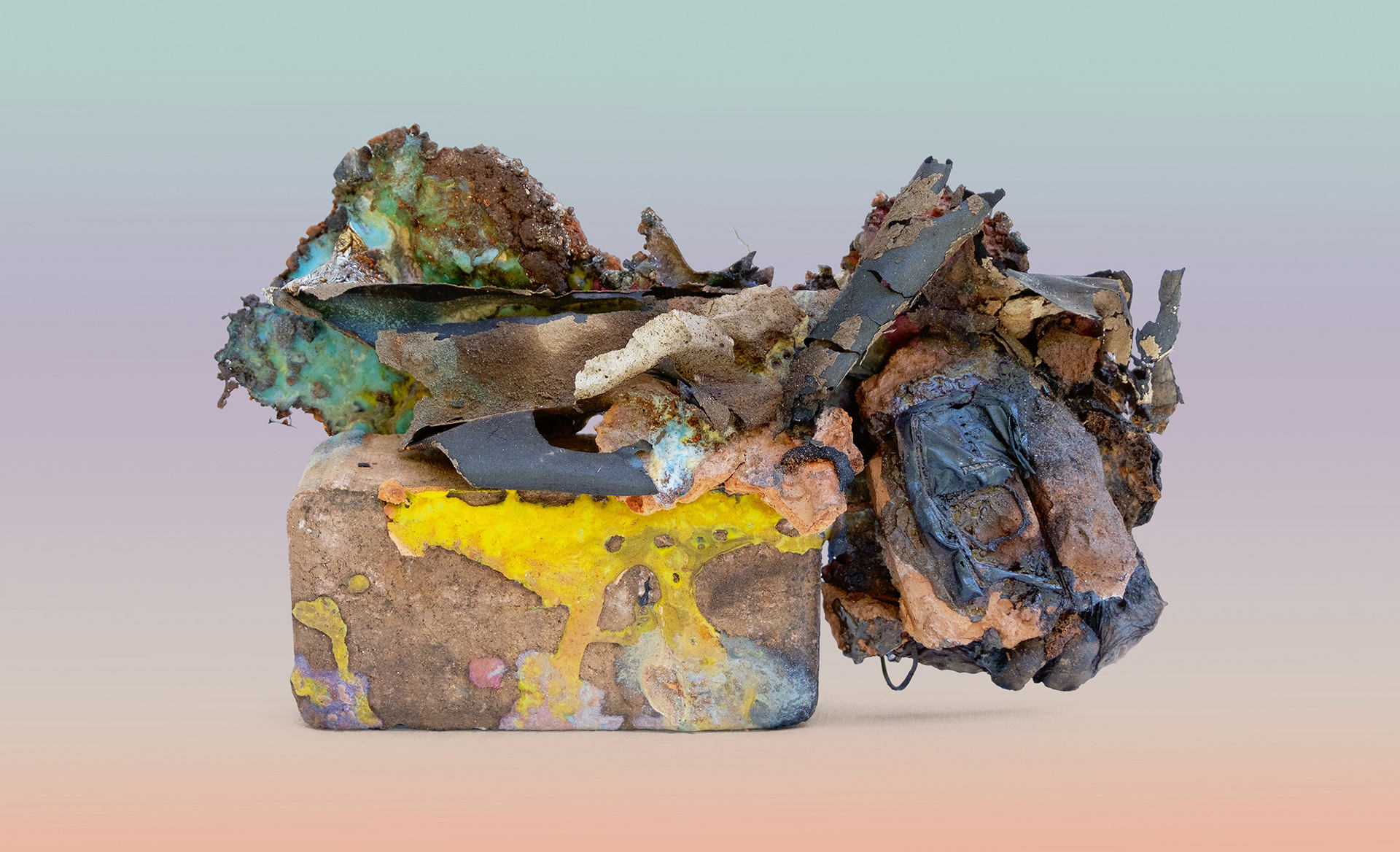 2020, mixed media, 38.5 × 27 × 17.8 cm