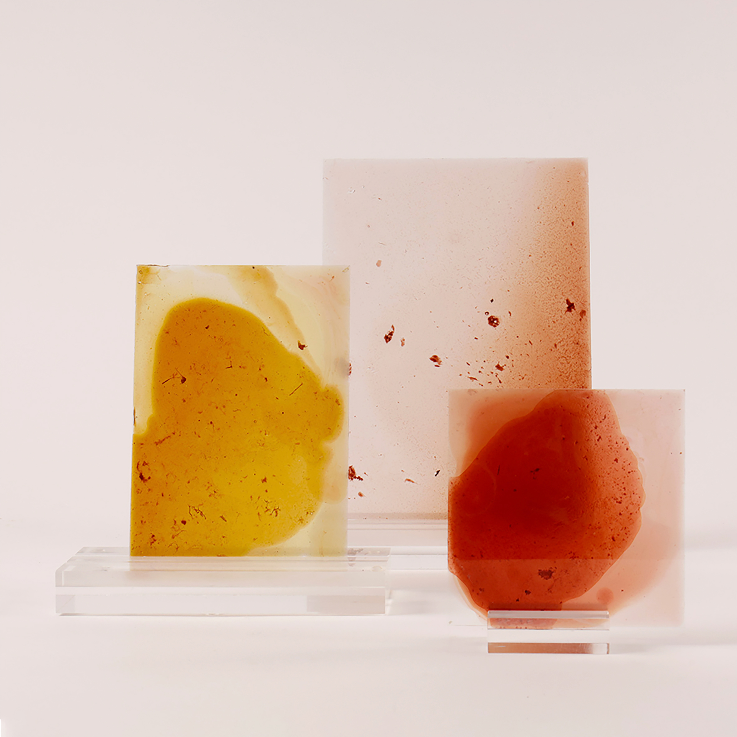 Bioplastic leftovers used as a coating for glass.