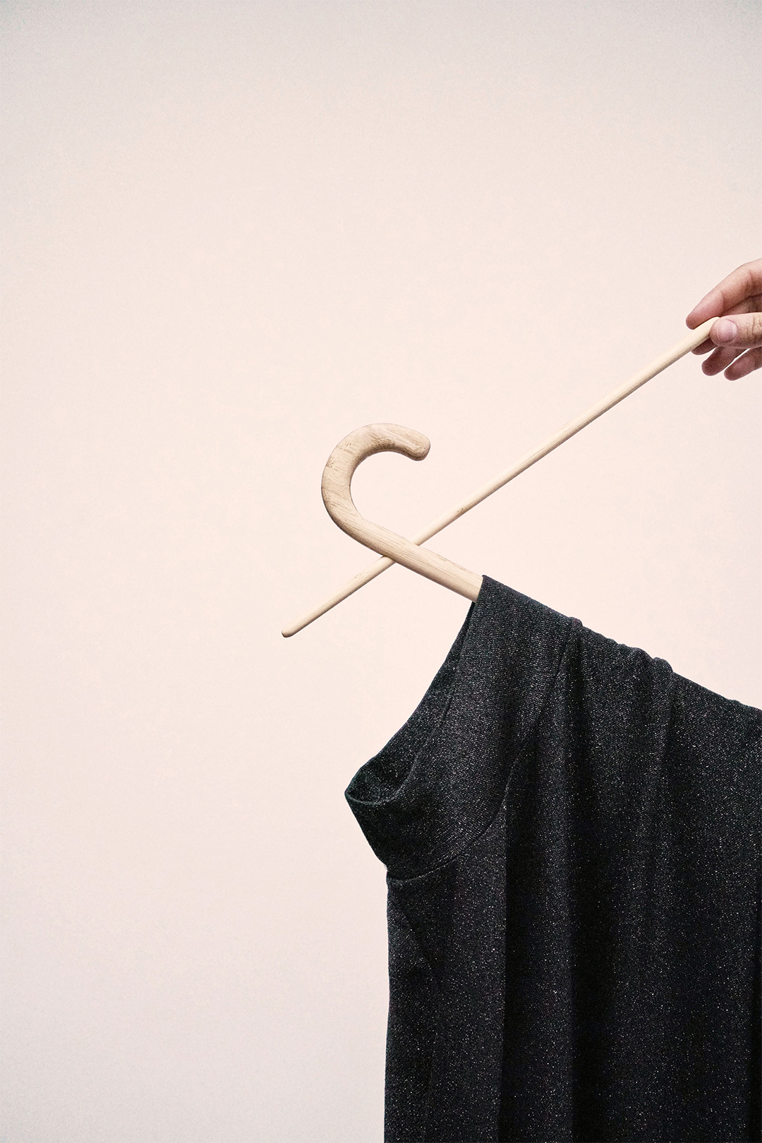 AHA-NEK Cloth Hanger