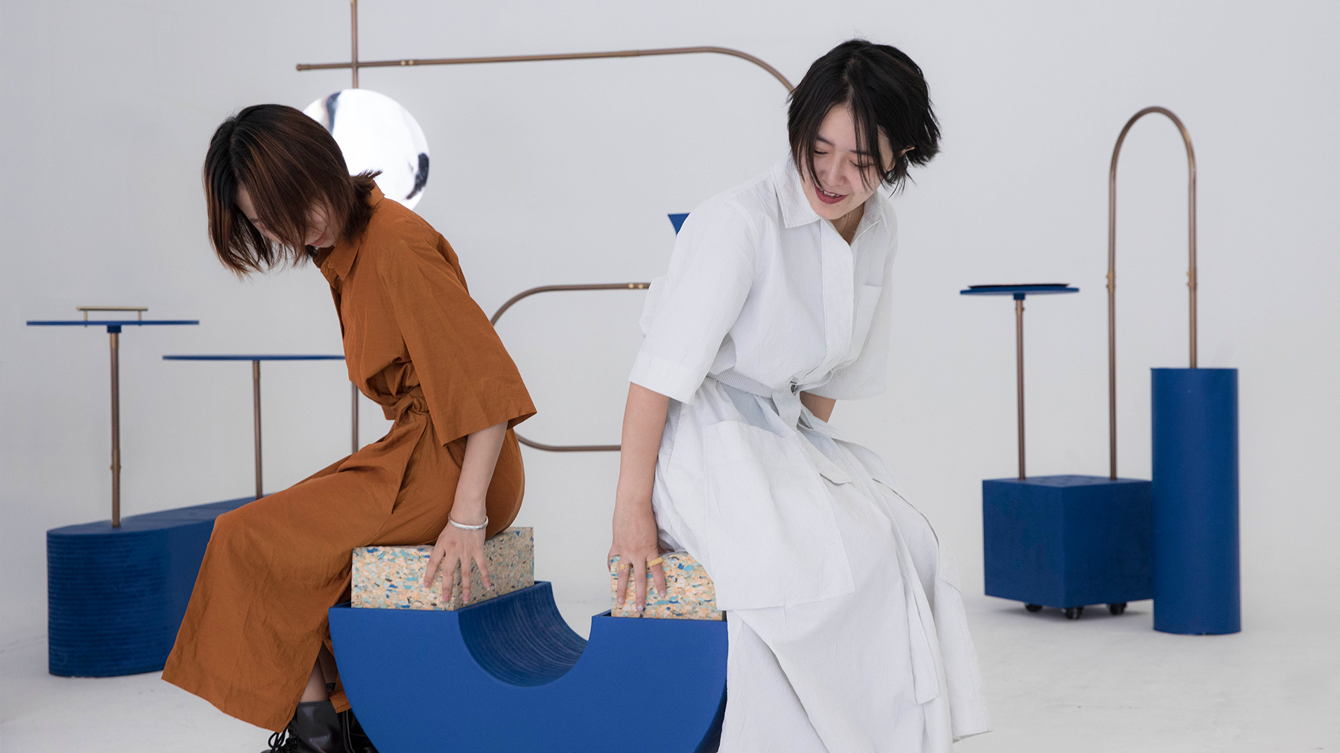 ambiguous objects with audience