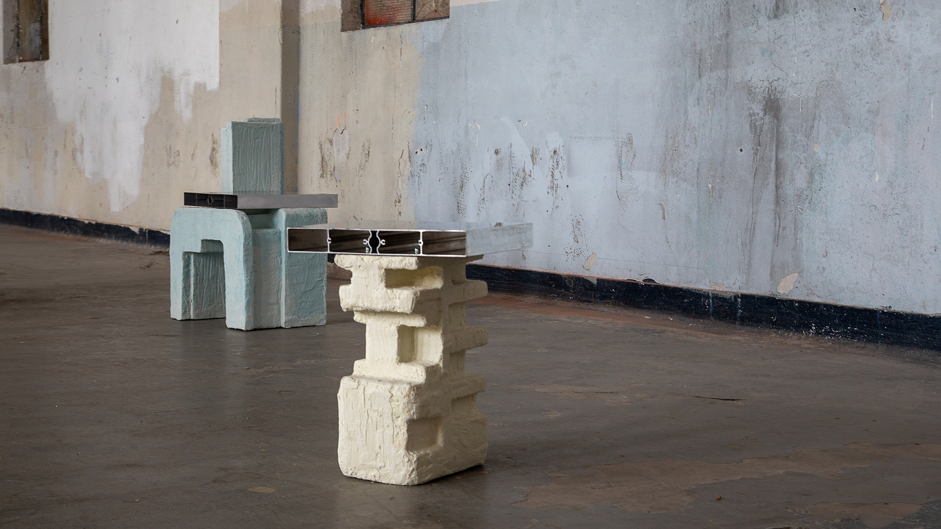Amended 2.0 Serie Chair and Stool