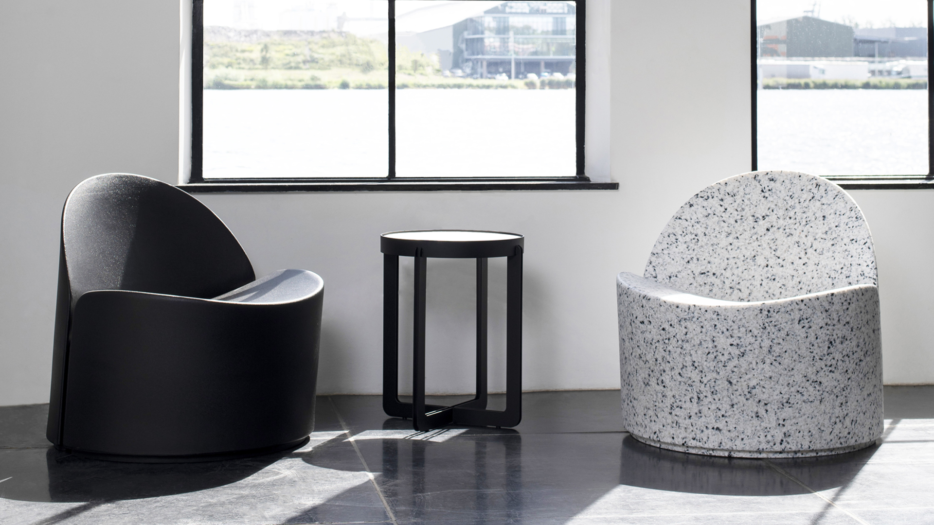 Bloom - set of black &amp; white