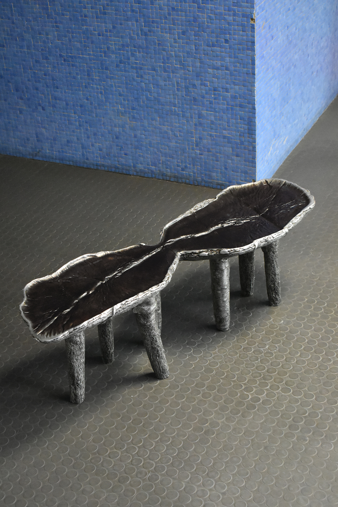 Growth aluminium bench