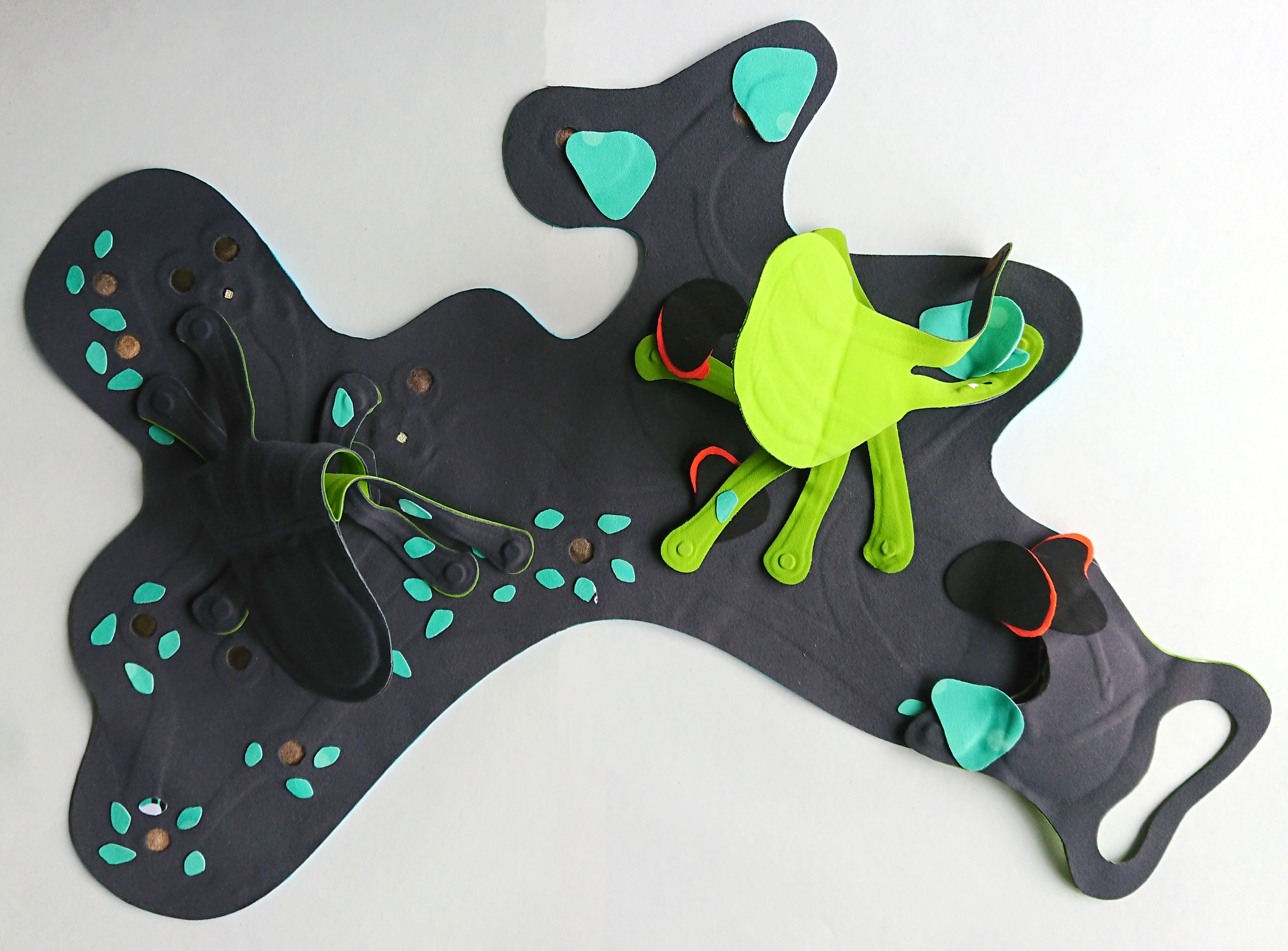 Sea-blanket with interaction