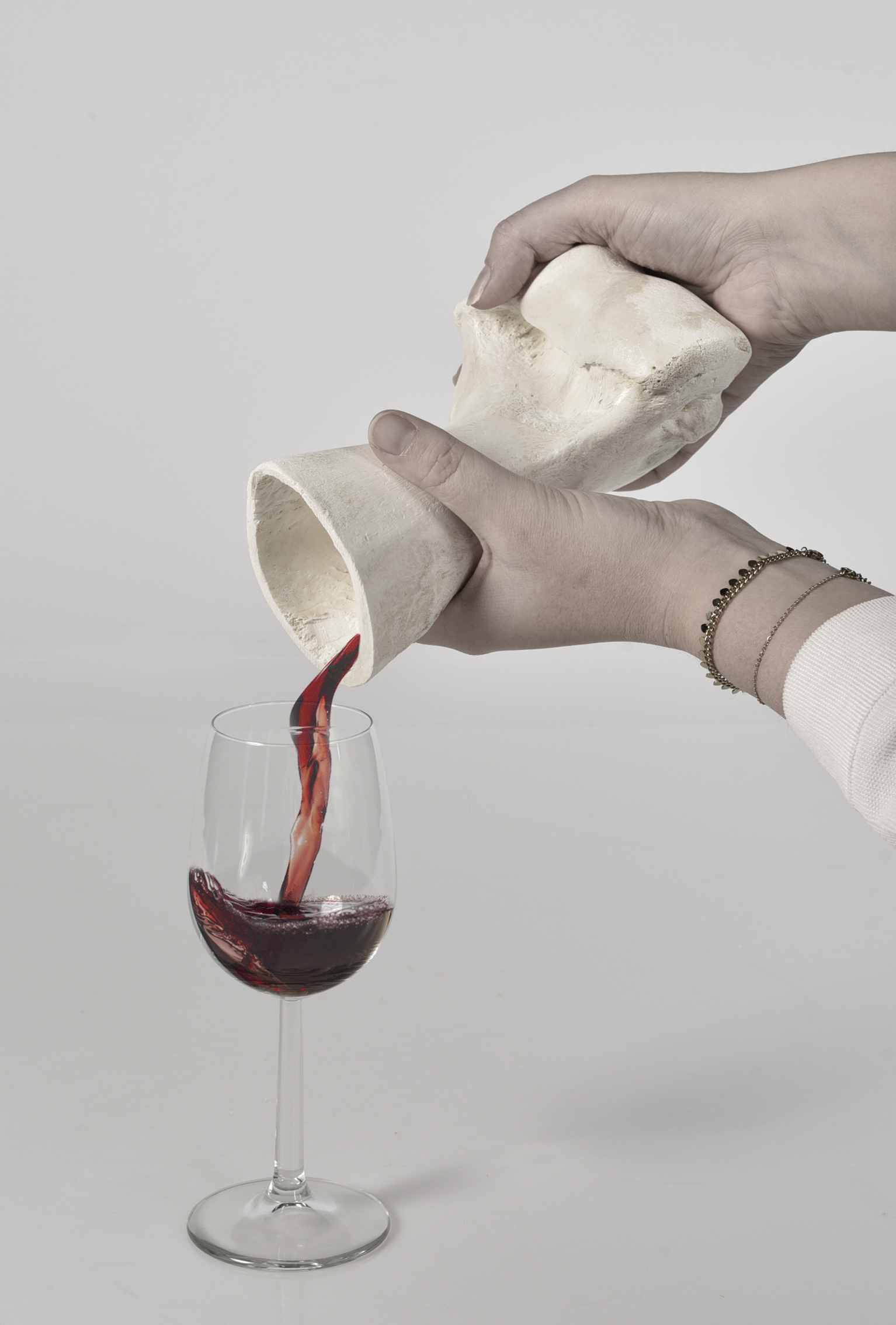 Burgundian butchered wine decanter