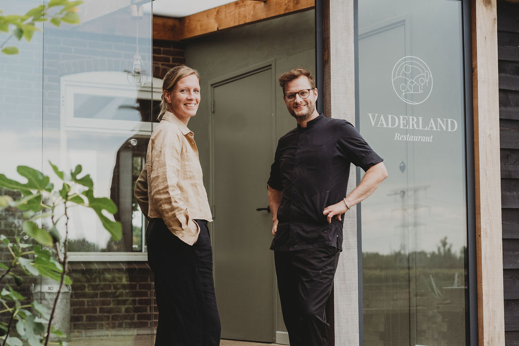 Vaderland - Lianne van Genugten en Joep Brekelmans