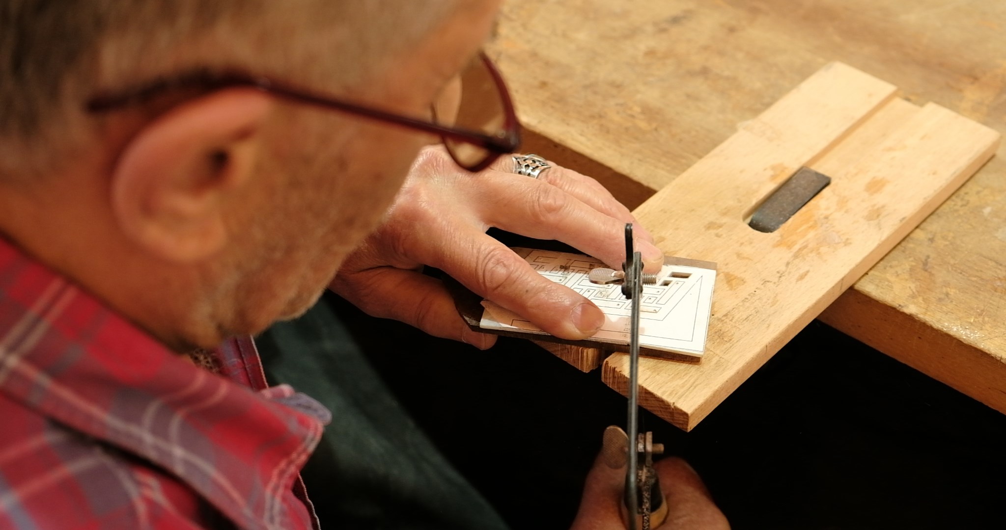 Inlaying Co-production Process