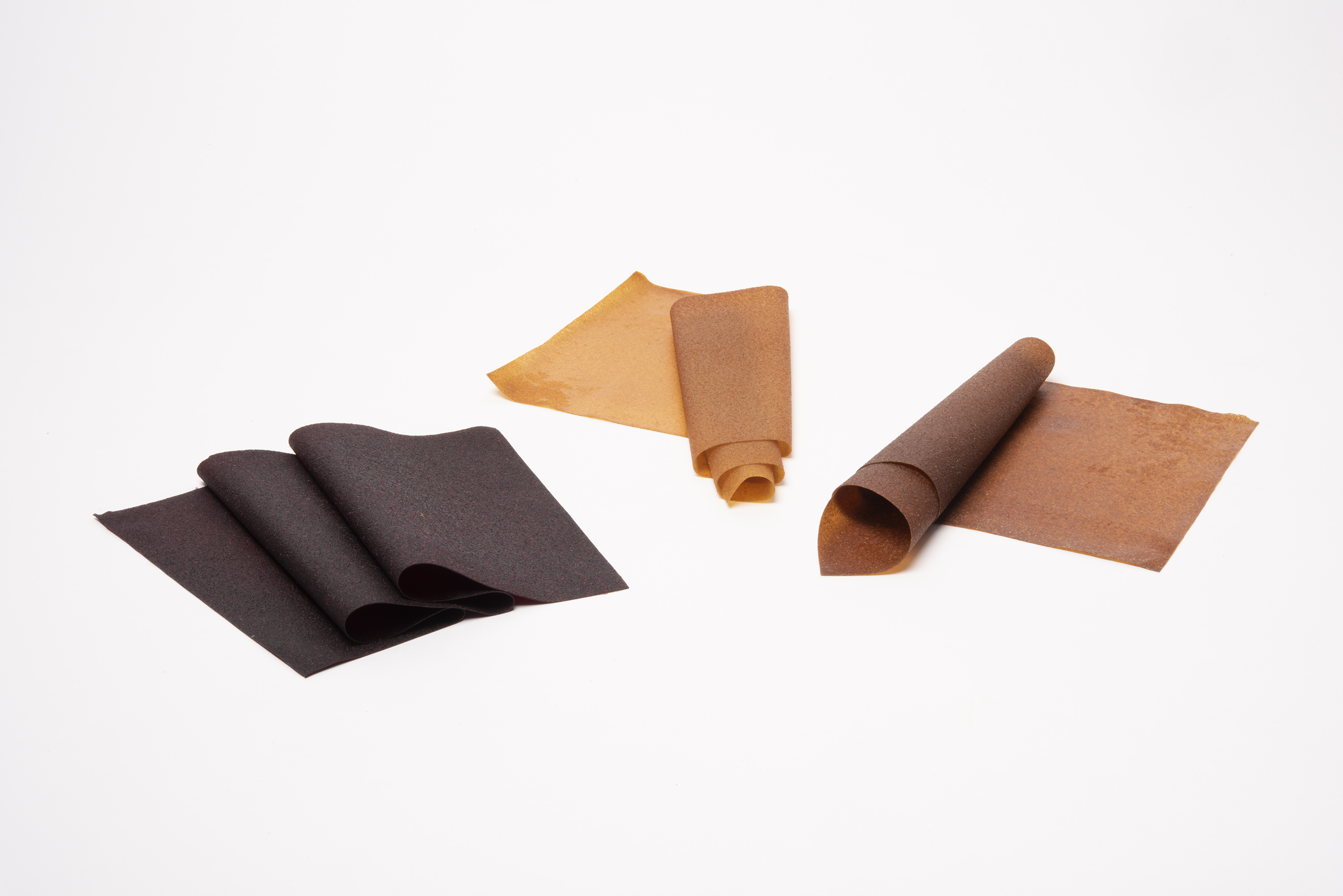 Black carrot, orange and apple pomace films