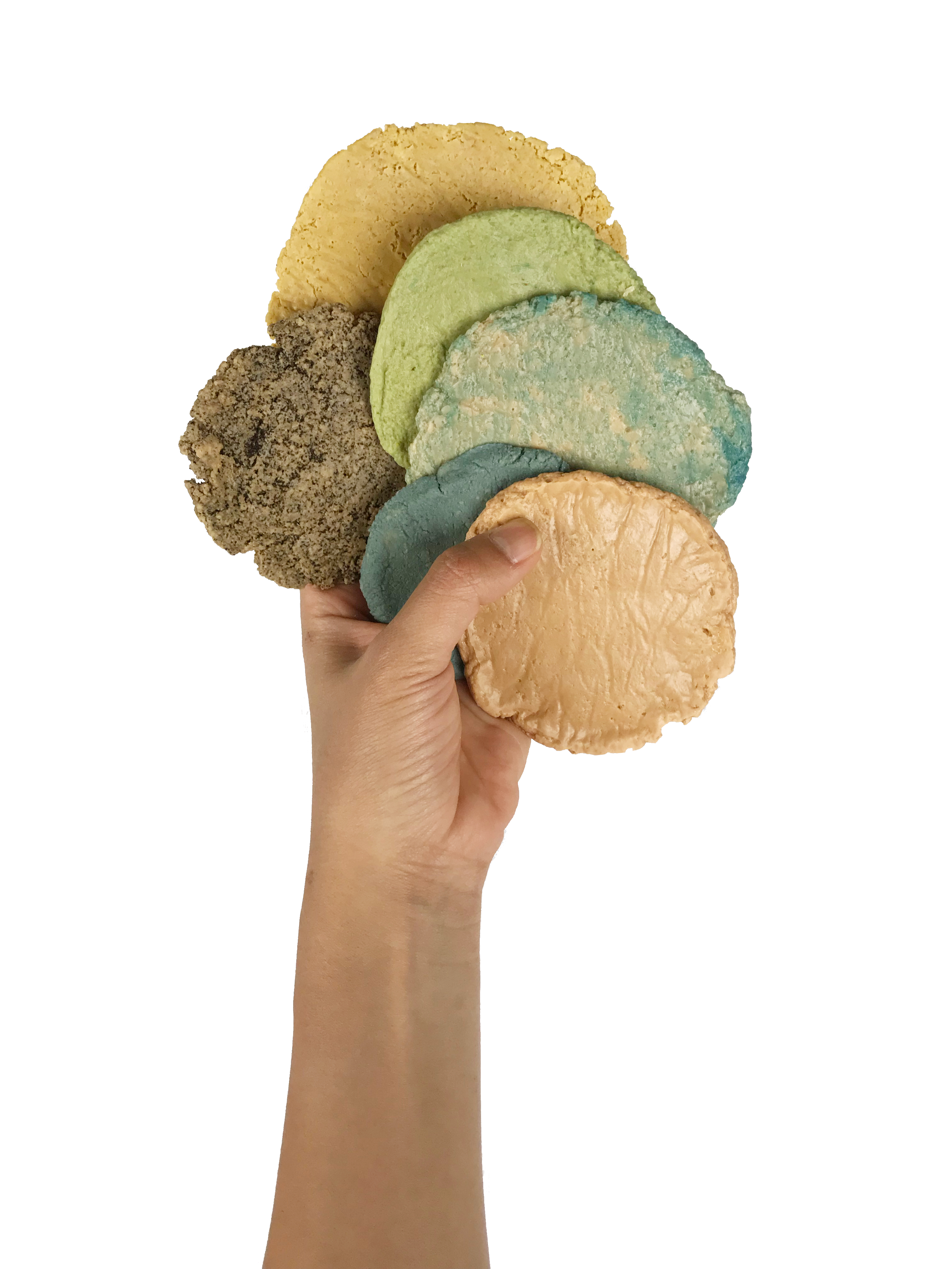 Casein bioplastics dyed with food wastes