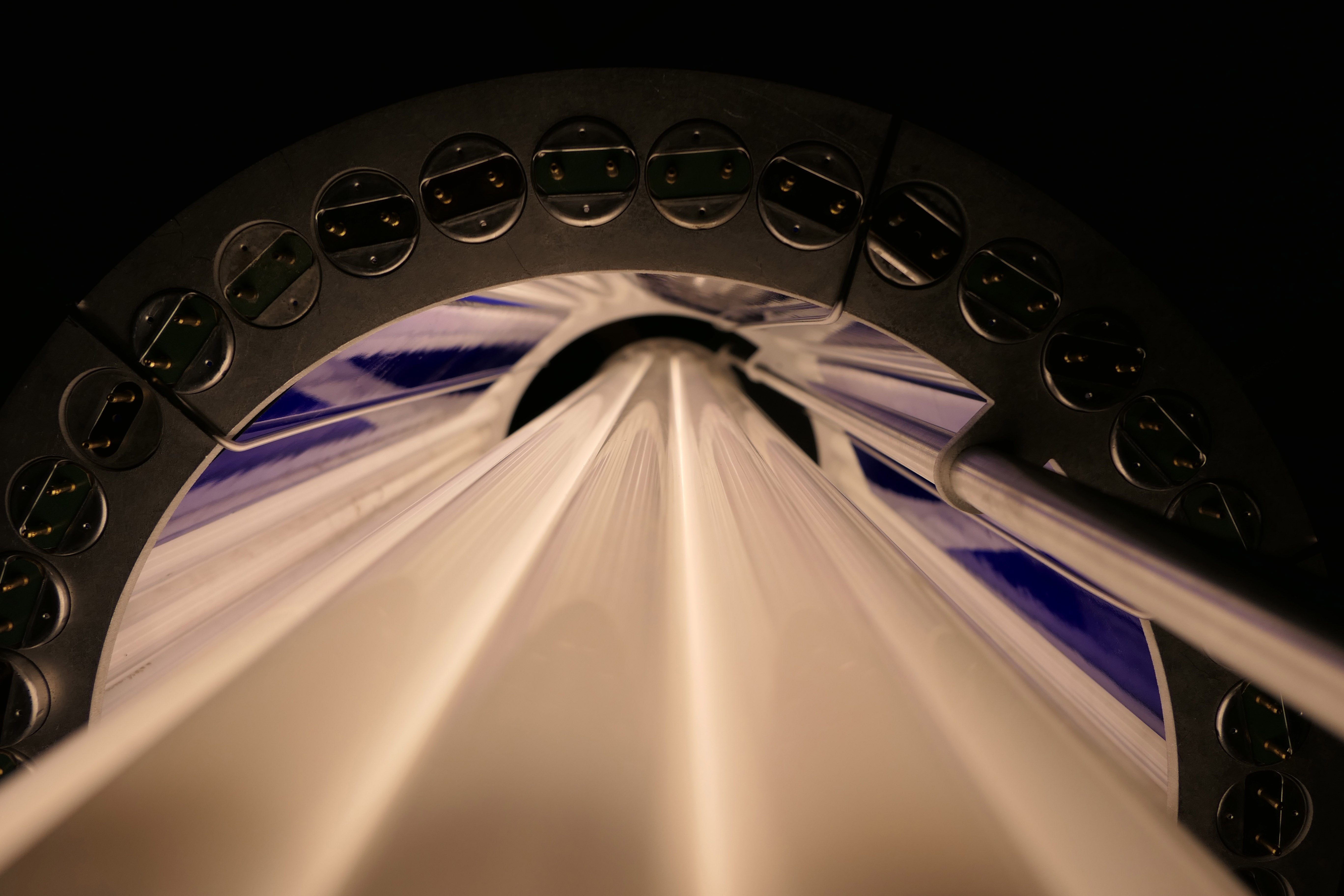 Tube Light 3 detail