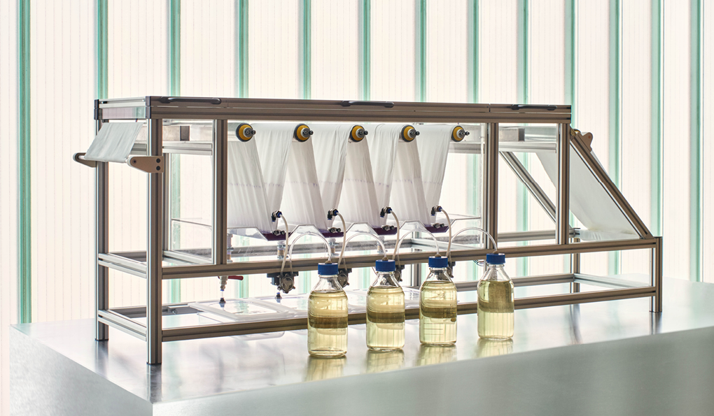 Bacteria Dye Machine_01