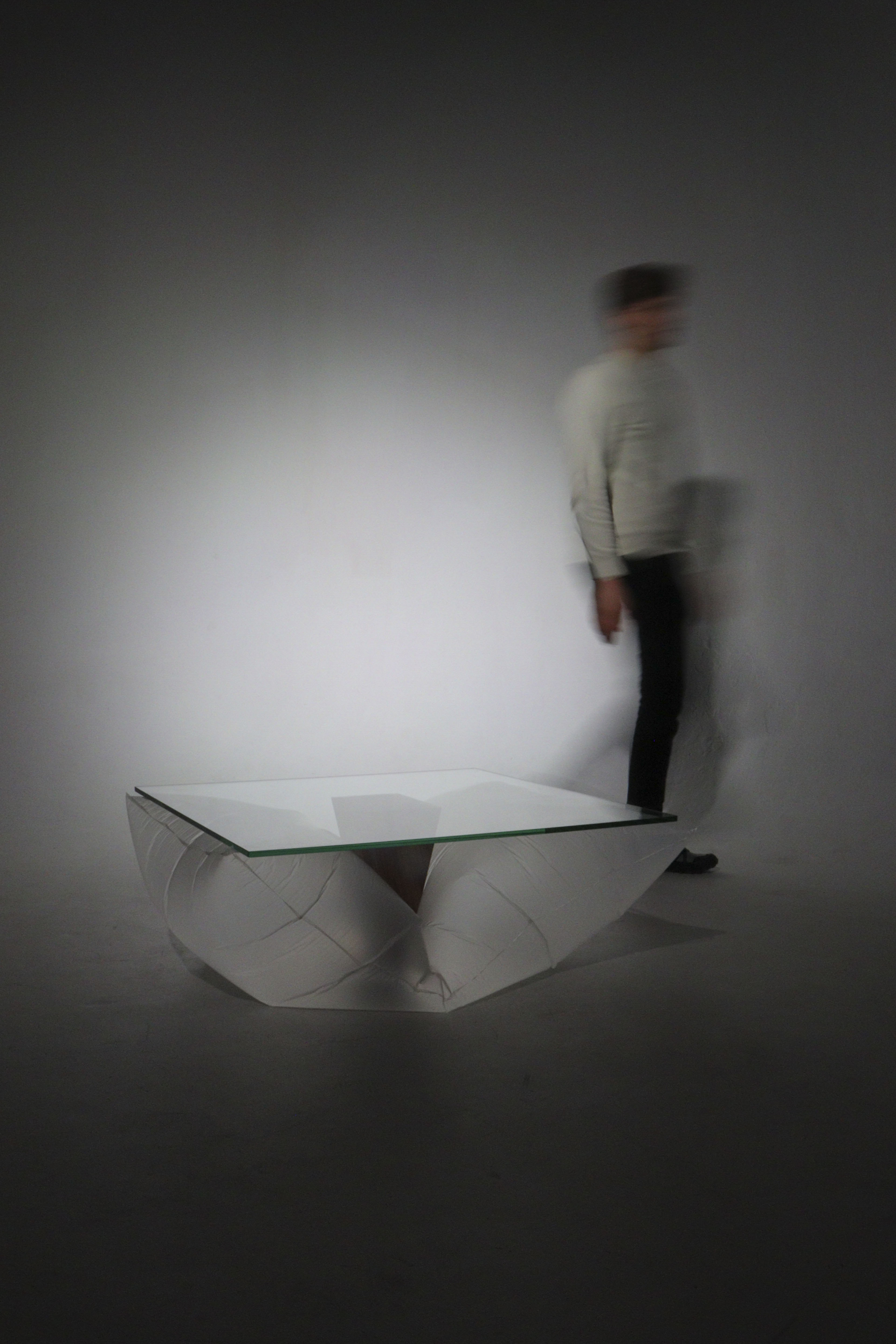 helium table