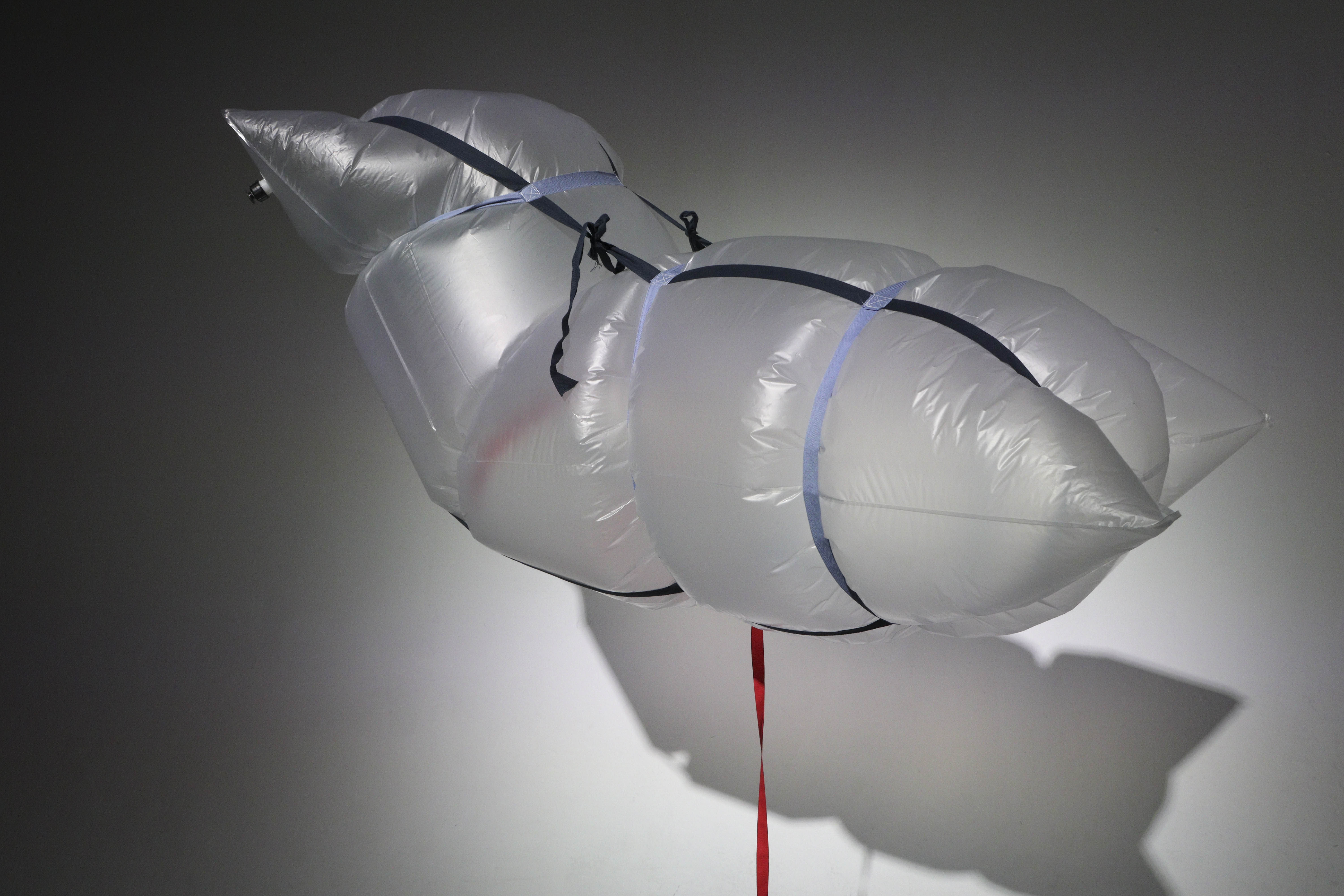 helium chair floating