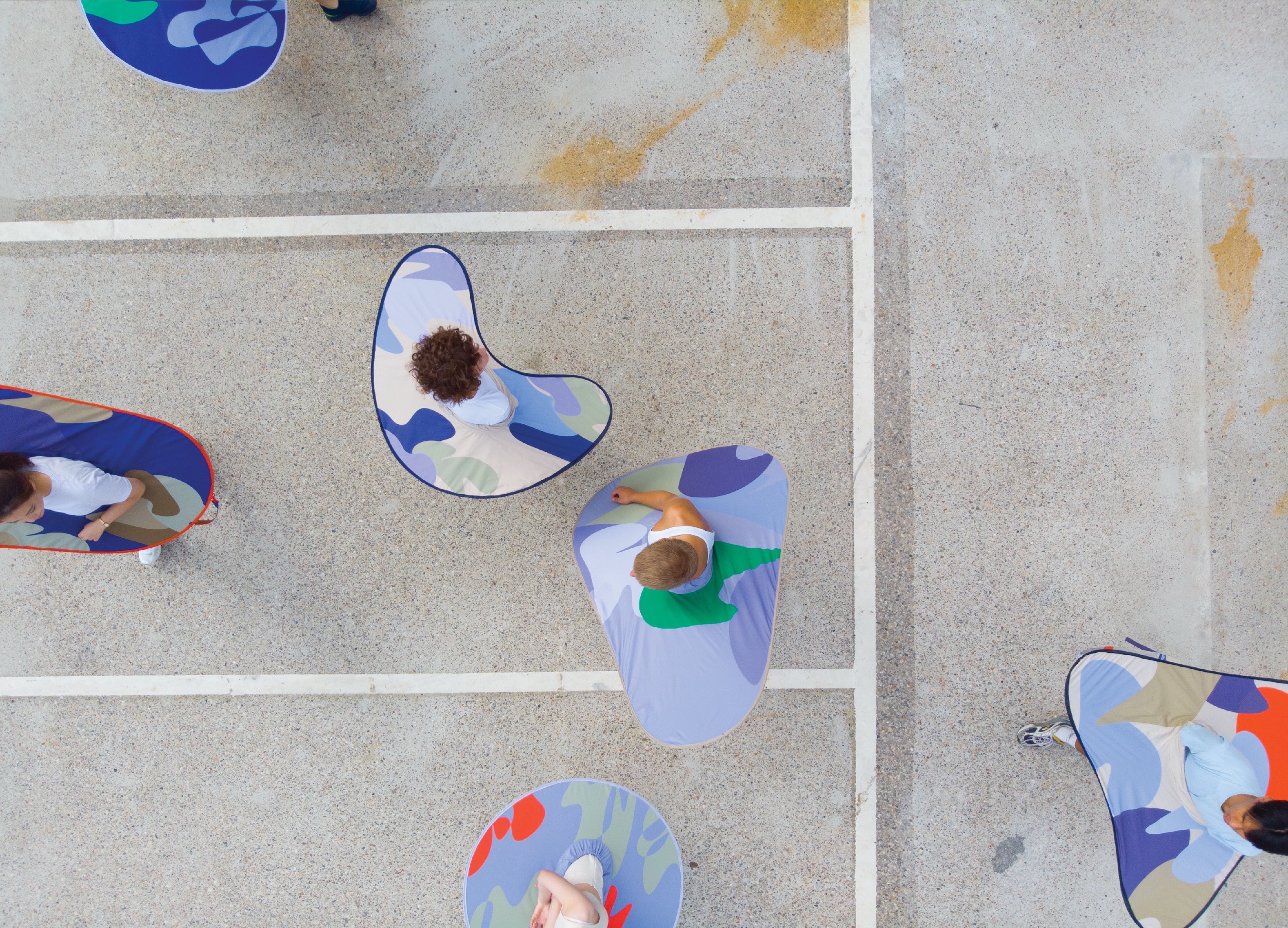 Creating your personal boundary in public space