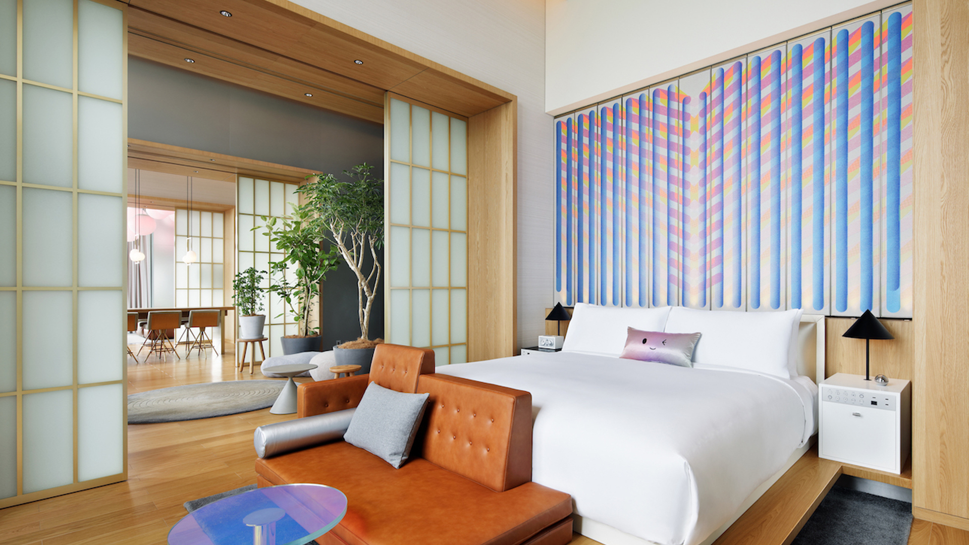 EE Exclusives, W hotel Osaka