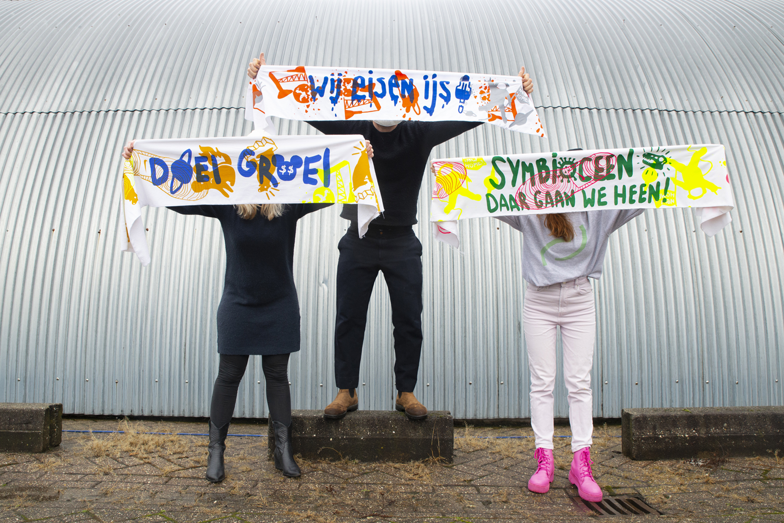Warm Protest scarfs