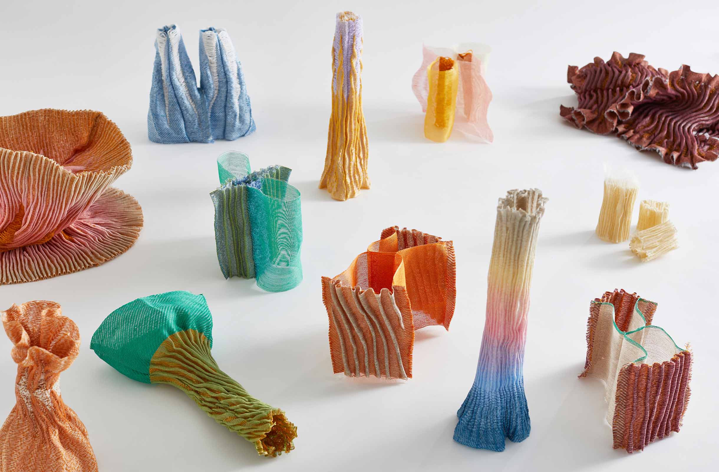 WOVEN FORMS by Leonie Burkhardt