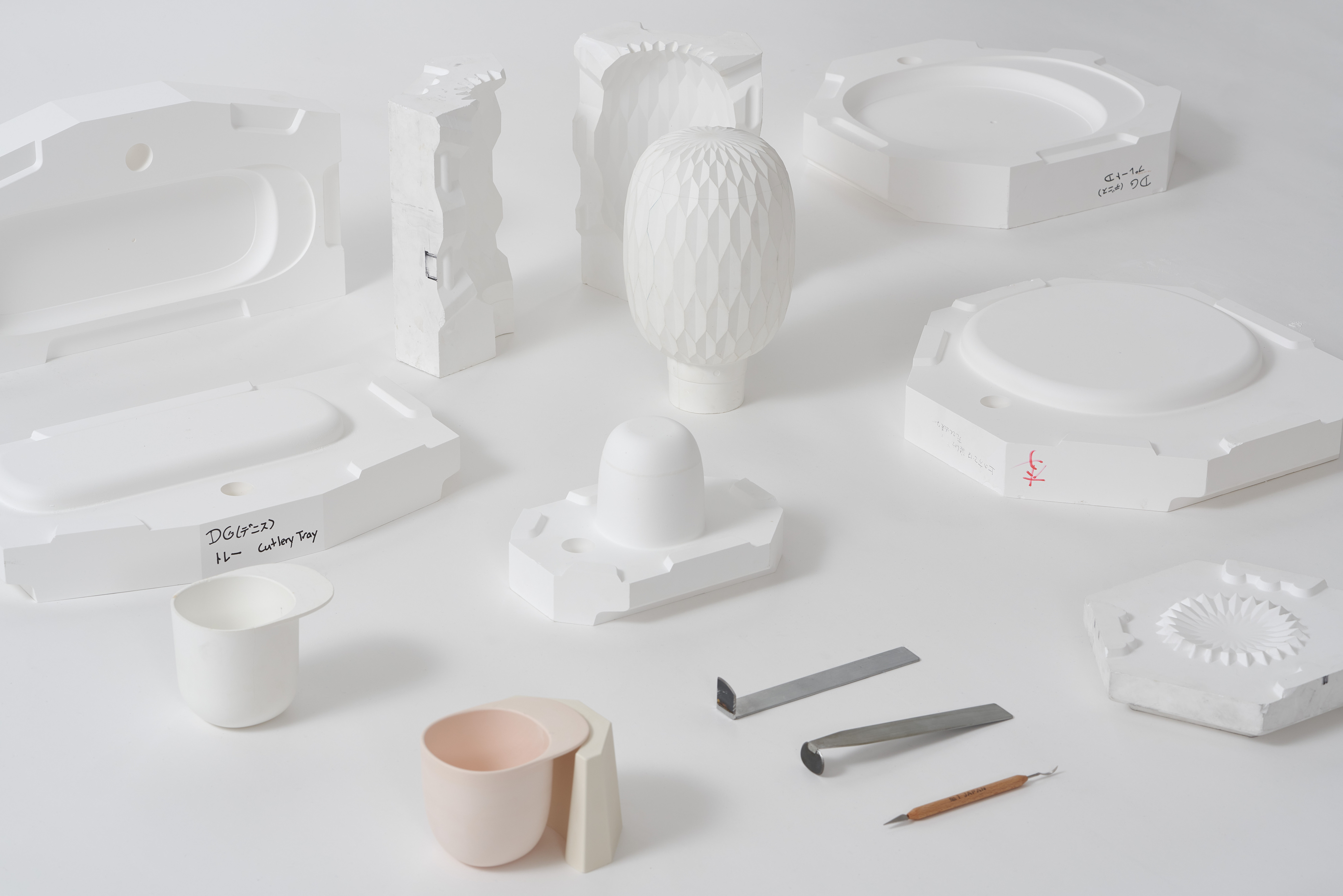 New Tableware by Denis Guidone X Riso Porcelain
