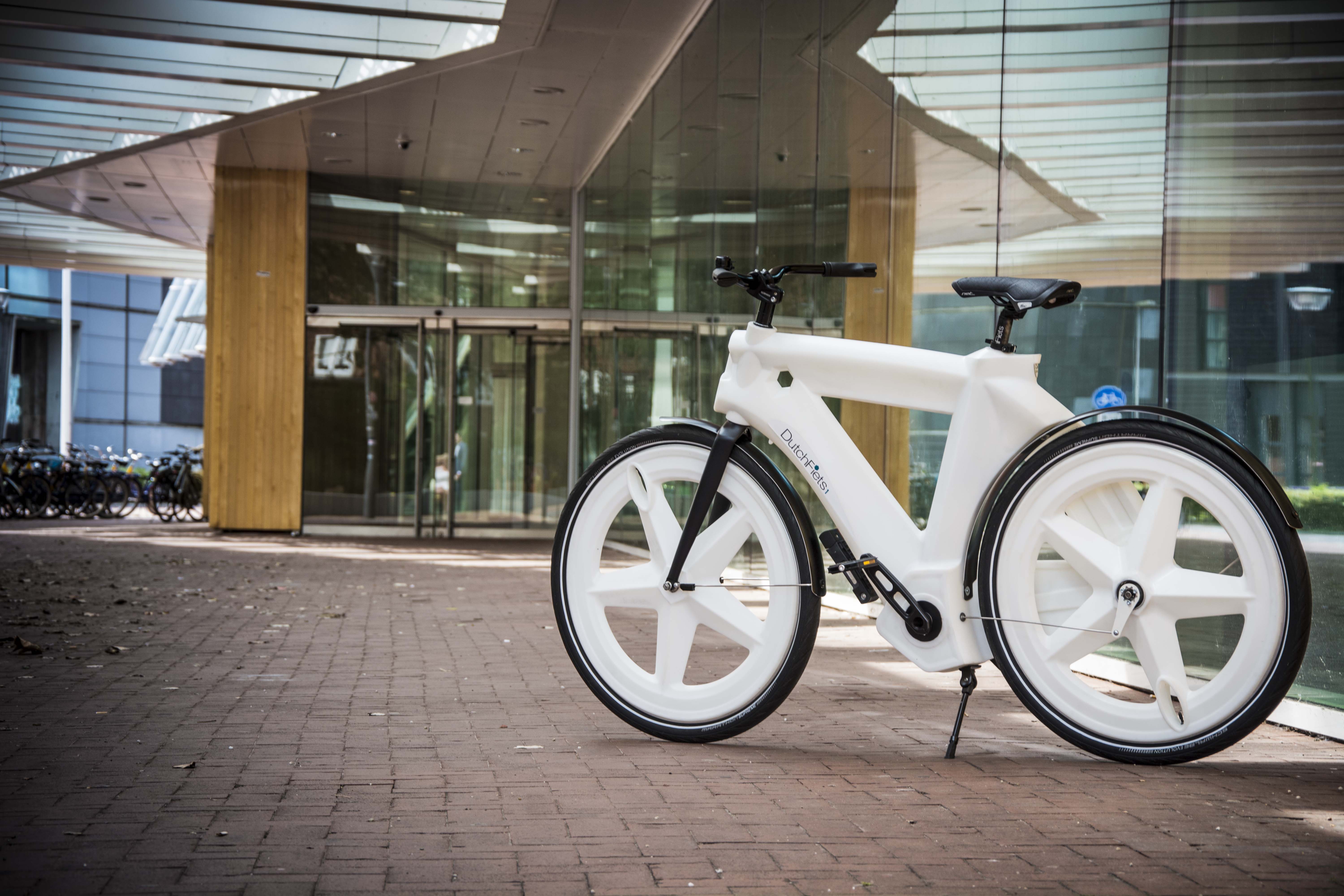 DutchFiets in 'fog white'