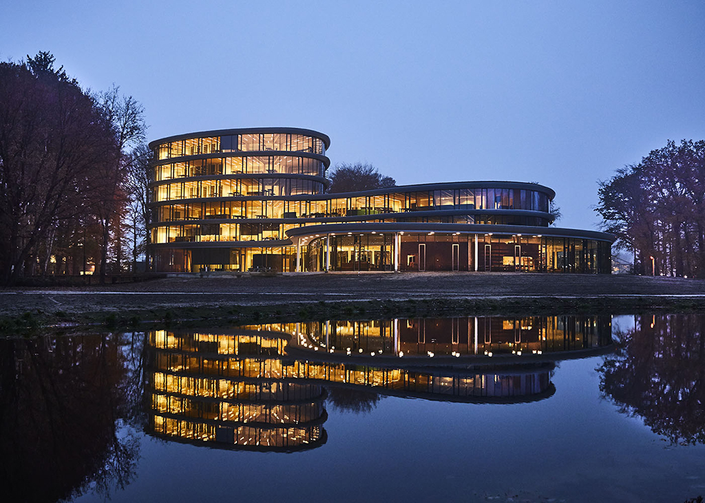 HOUTEN KATHEDRAAL