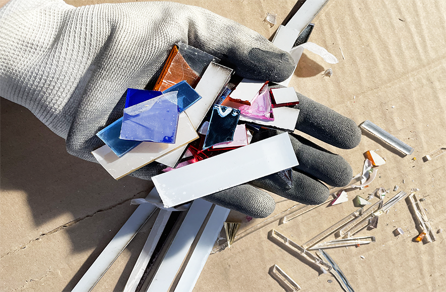 ...installation 100% made from leftover material